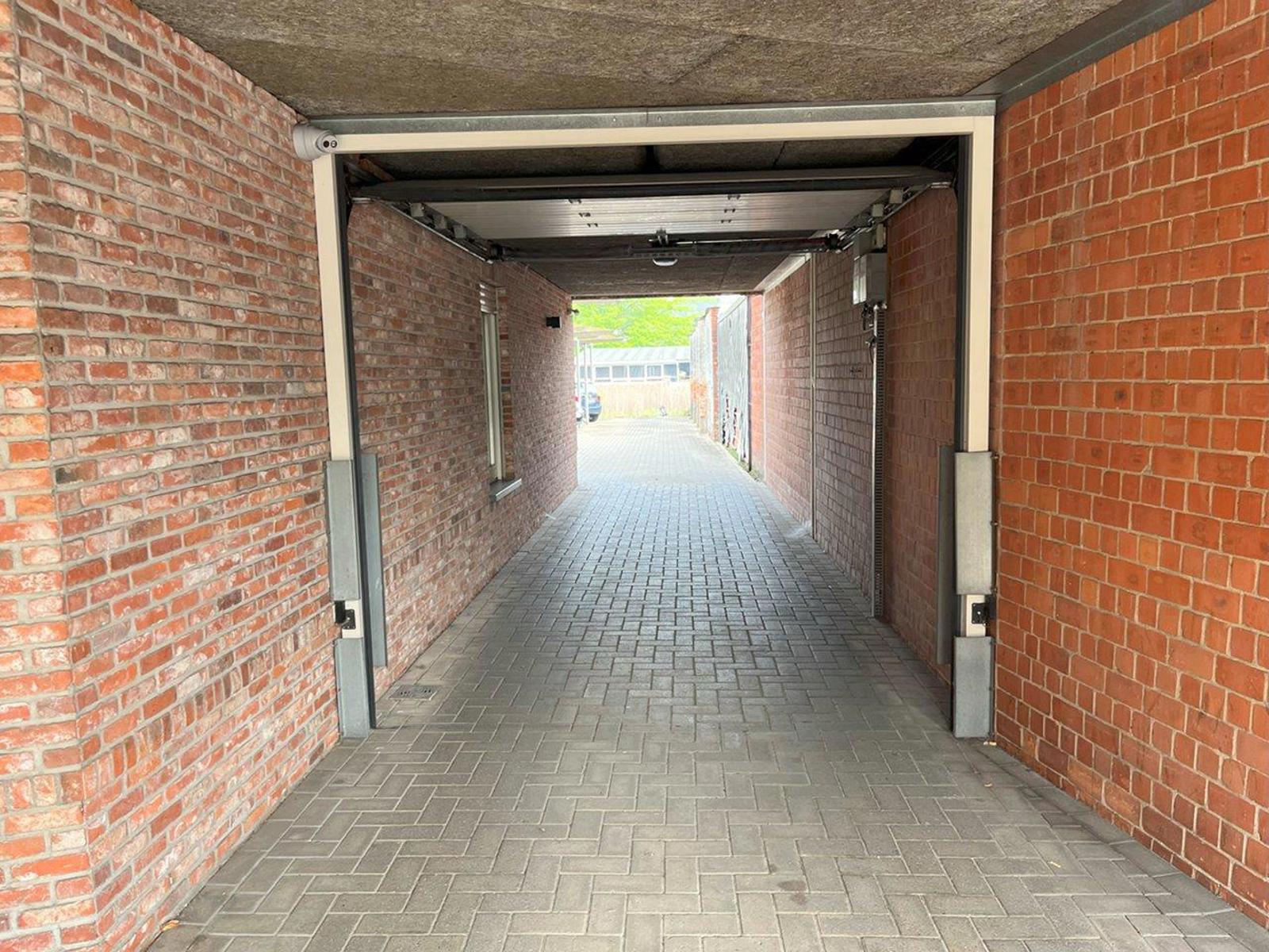 Ruim appartement in centrum Nijlen met o.a. 2 slpks en lift foto 11