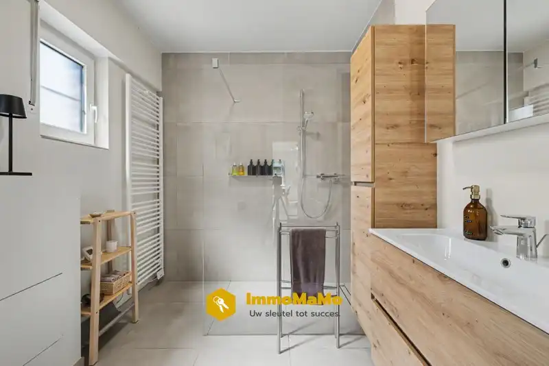 VERKOCHT - INSTAPKLARE WONING MET 2 SLAAPKAMERS (OPTIE TOT 3DE) TE KOOP foto 15