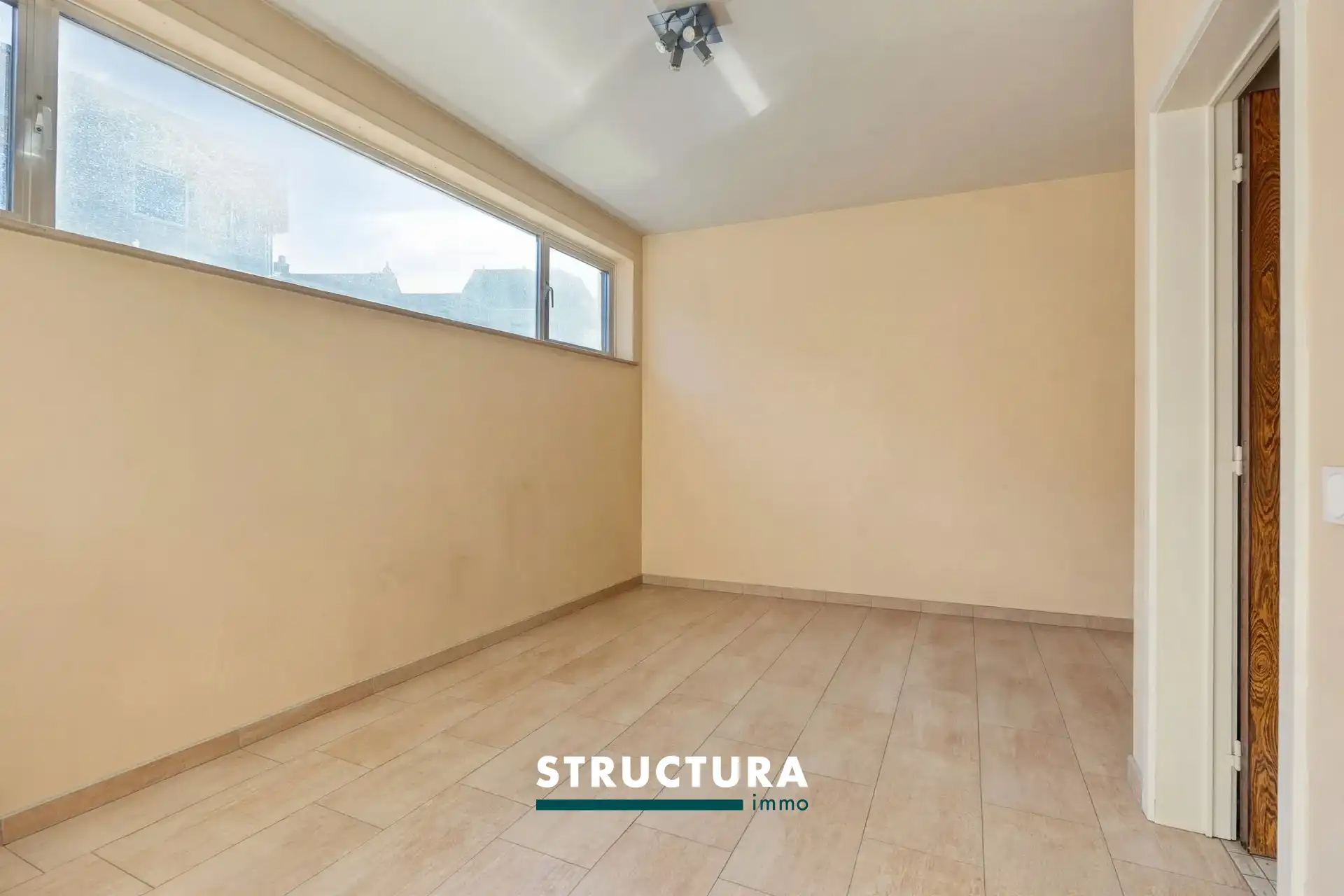 Karaktervolle woning met praktijk en 4 kamers foto 4