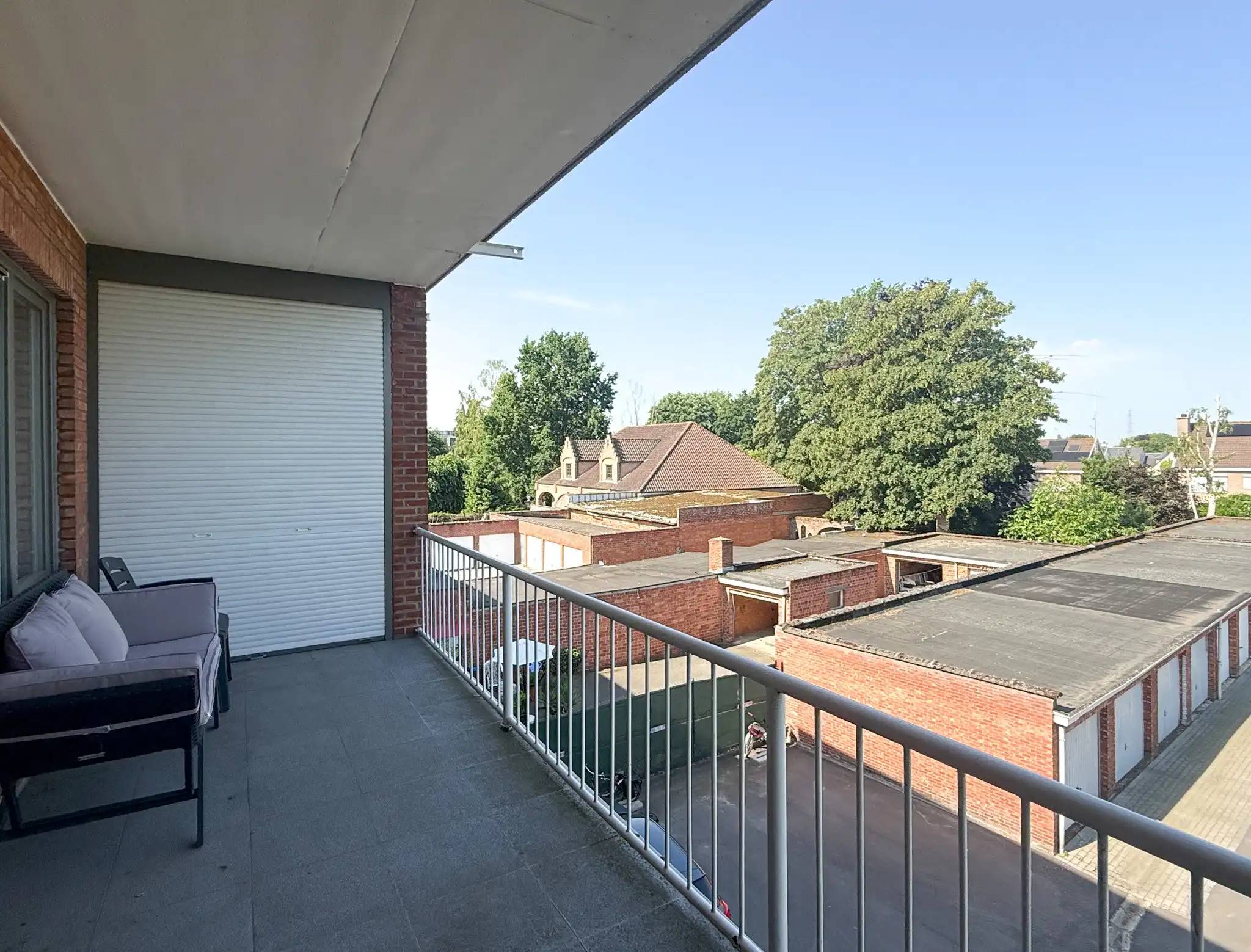 Appartement met twee slaapkamers, terras en autostaanplaats nabij het centrum van Beveren foto 11