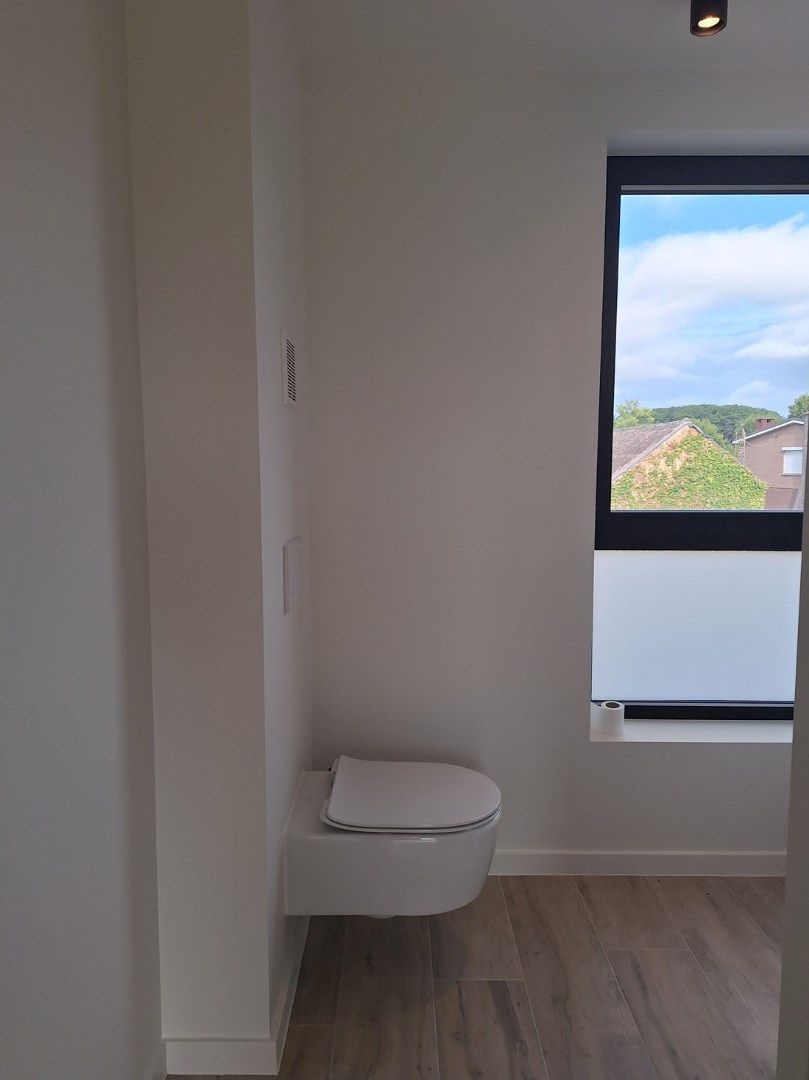 Moderne energiezuinige woning - INSTAPKLAAR met drie slaapkamers foto 20