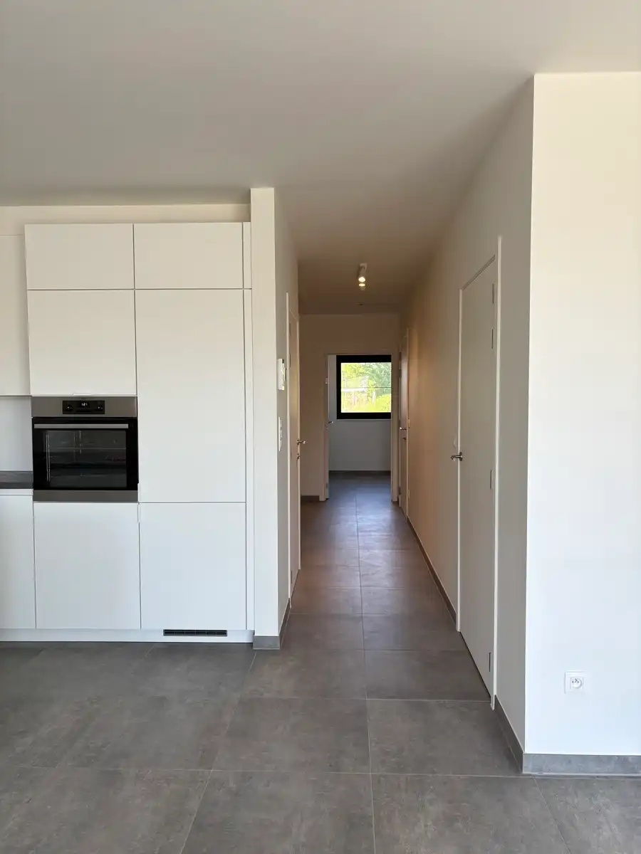 Recent appartement, met lift, zuidgericht terras.  foto 9