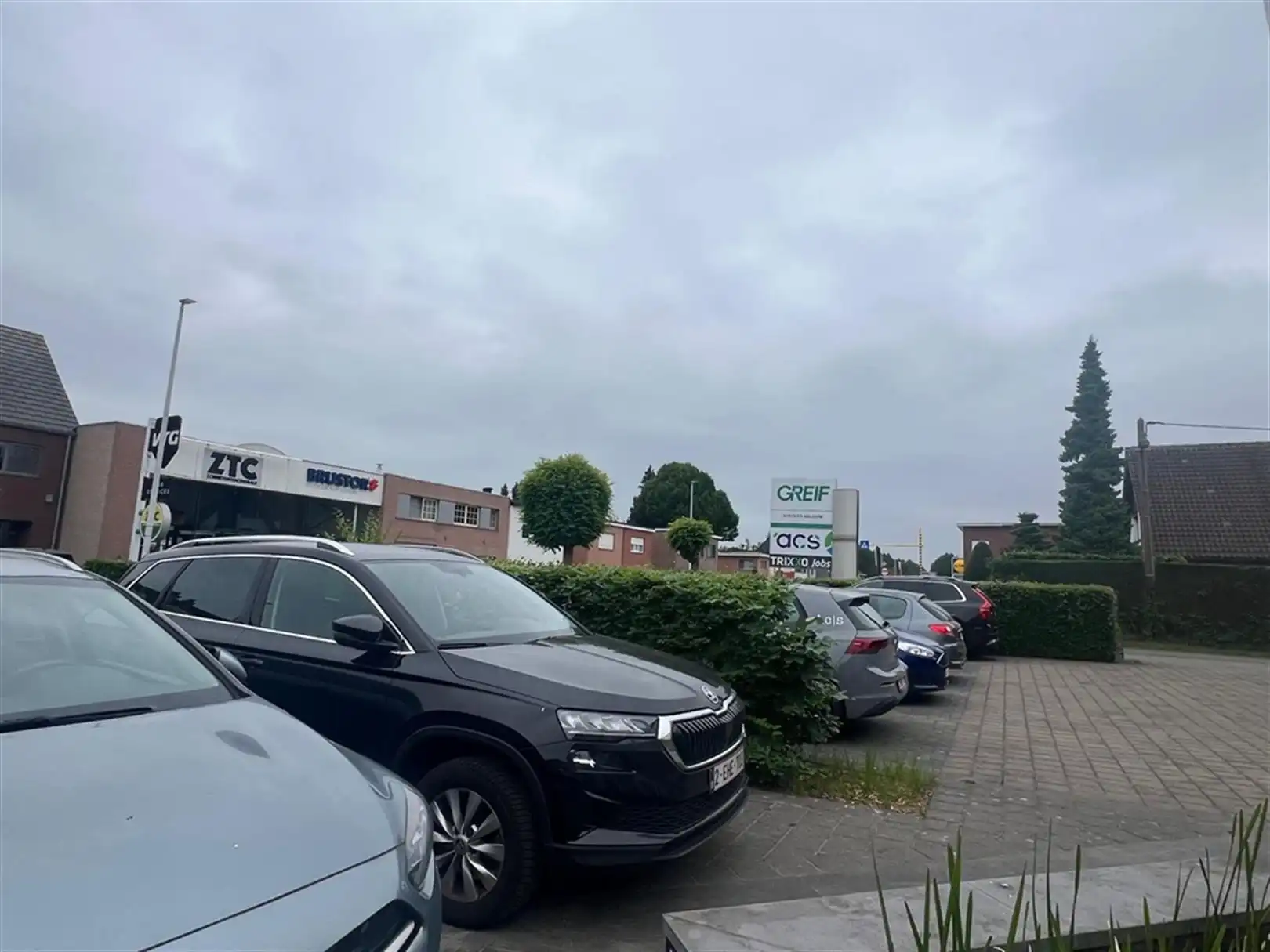 Kantoor te huur aan de op- en afrit van Sint-Job foto 19