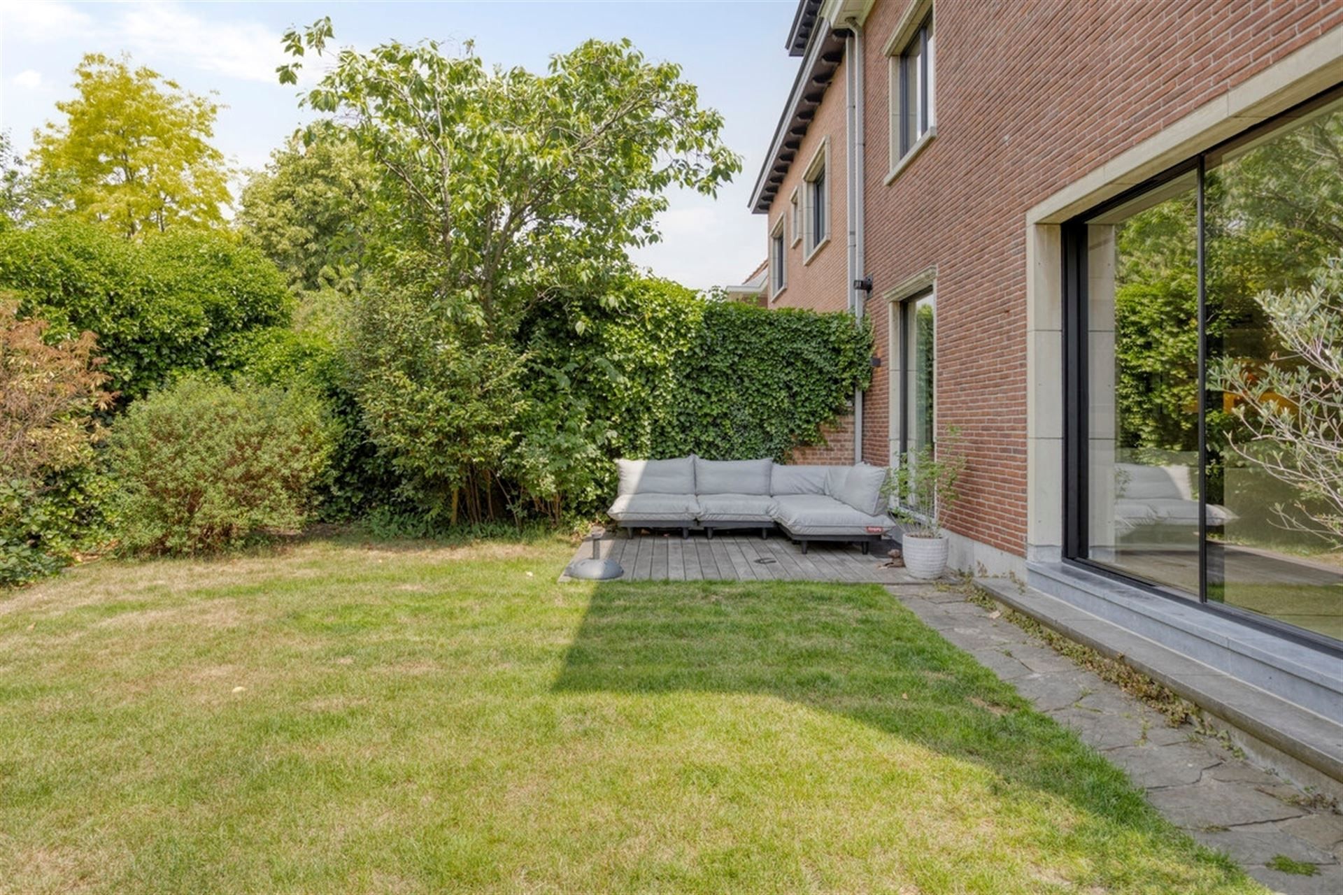 Ruime woning in Tentoonstellingswijk foto 39