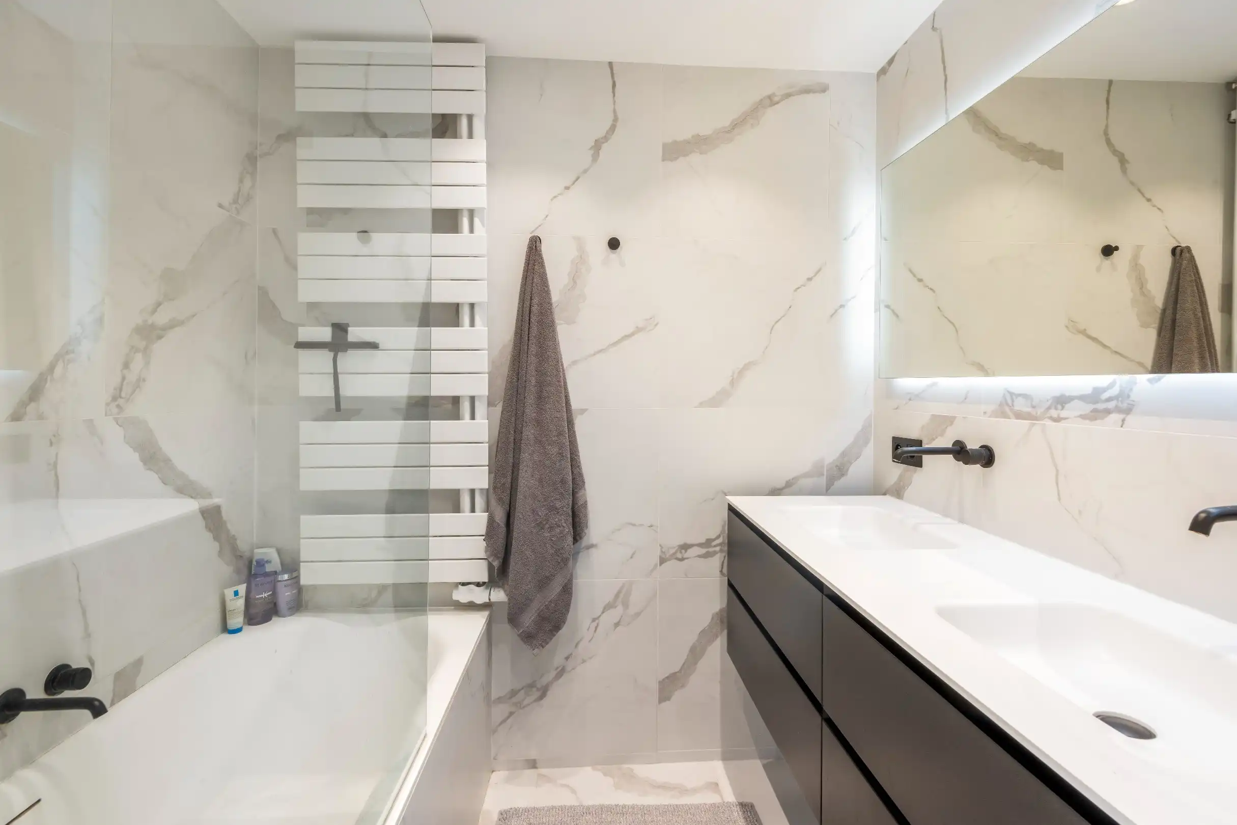 Instapklaar appartement vlakbij strand en het Lichttorenplein.  foto 9