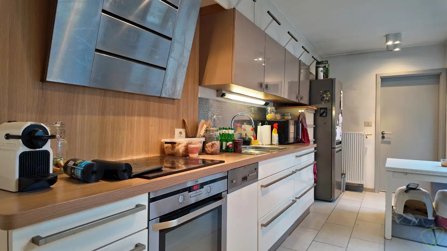 Gezellig duplex appartement nabij het station van Eeklo! foto 8