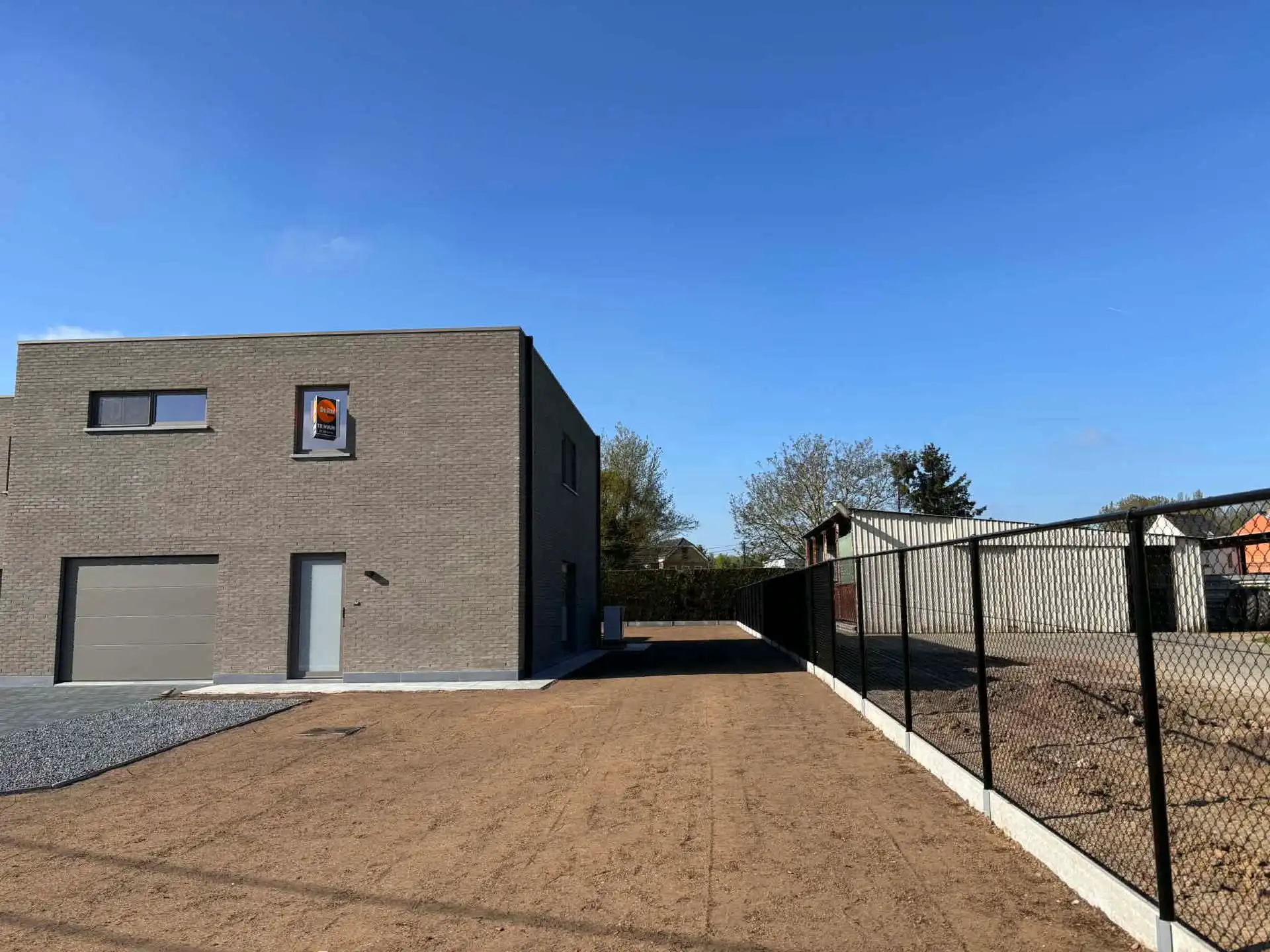 WICHELEN - Exclusieve nieuwbouwwoning foto 3