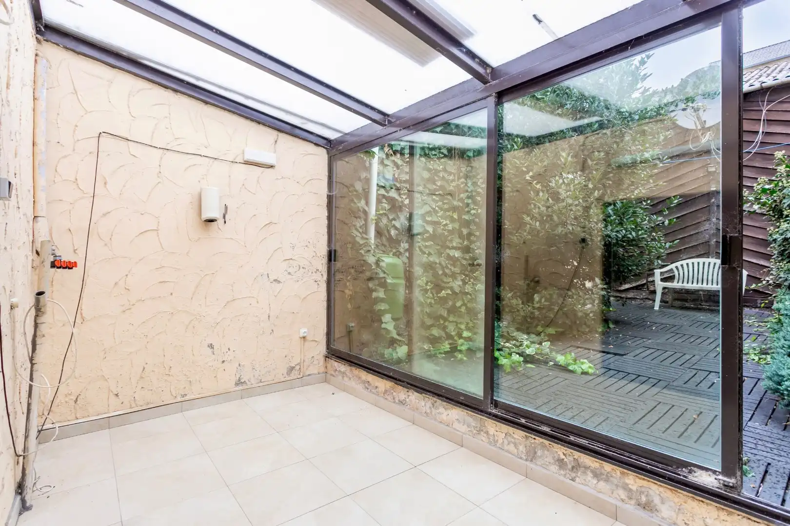 Handelspand met woonst te Halle-centrum foto 8