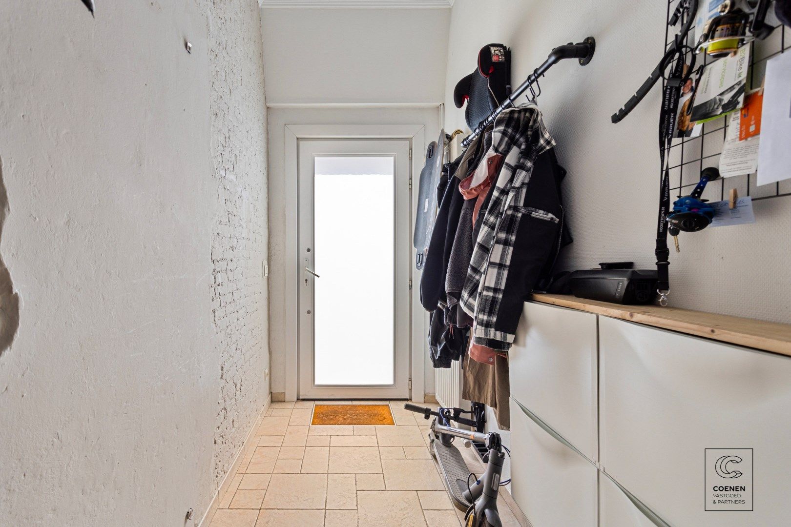 Instapklare woning met 3 slpk's op een toplocatie te Schoten! foto 8