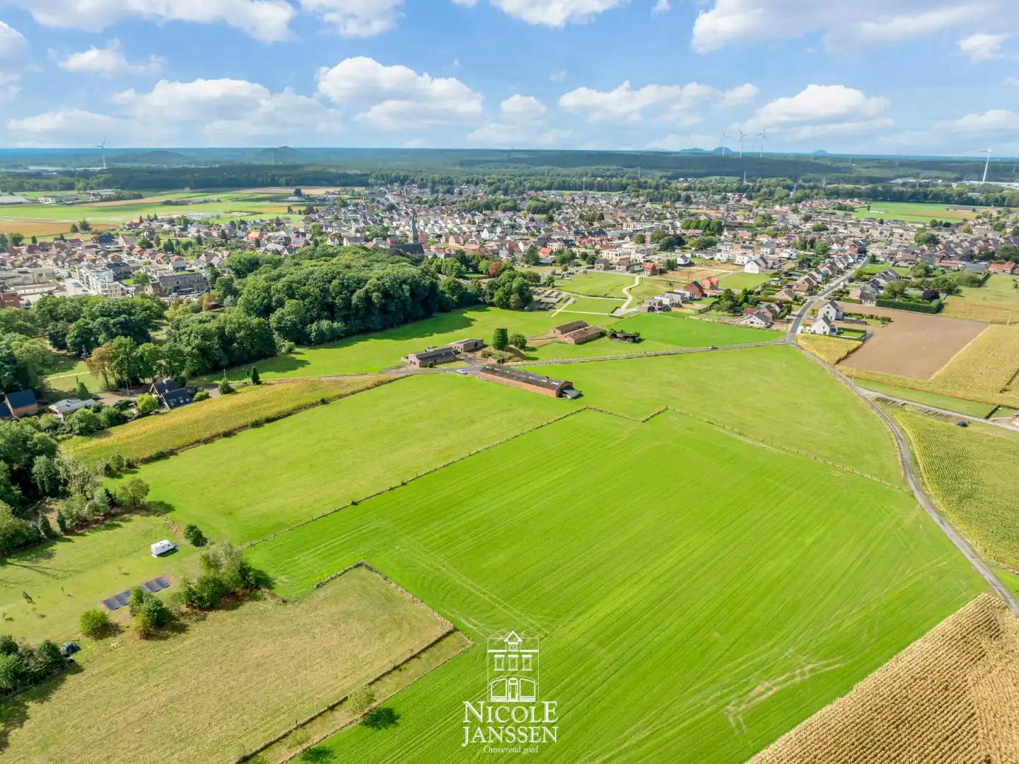 Unieke eigendom met molen foto 5