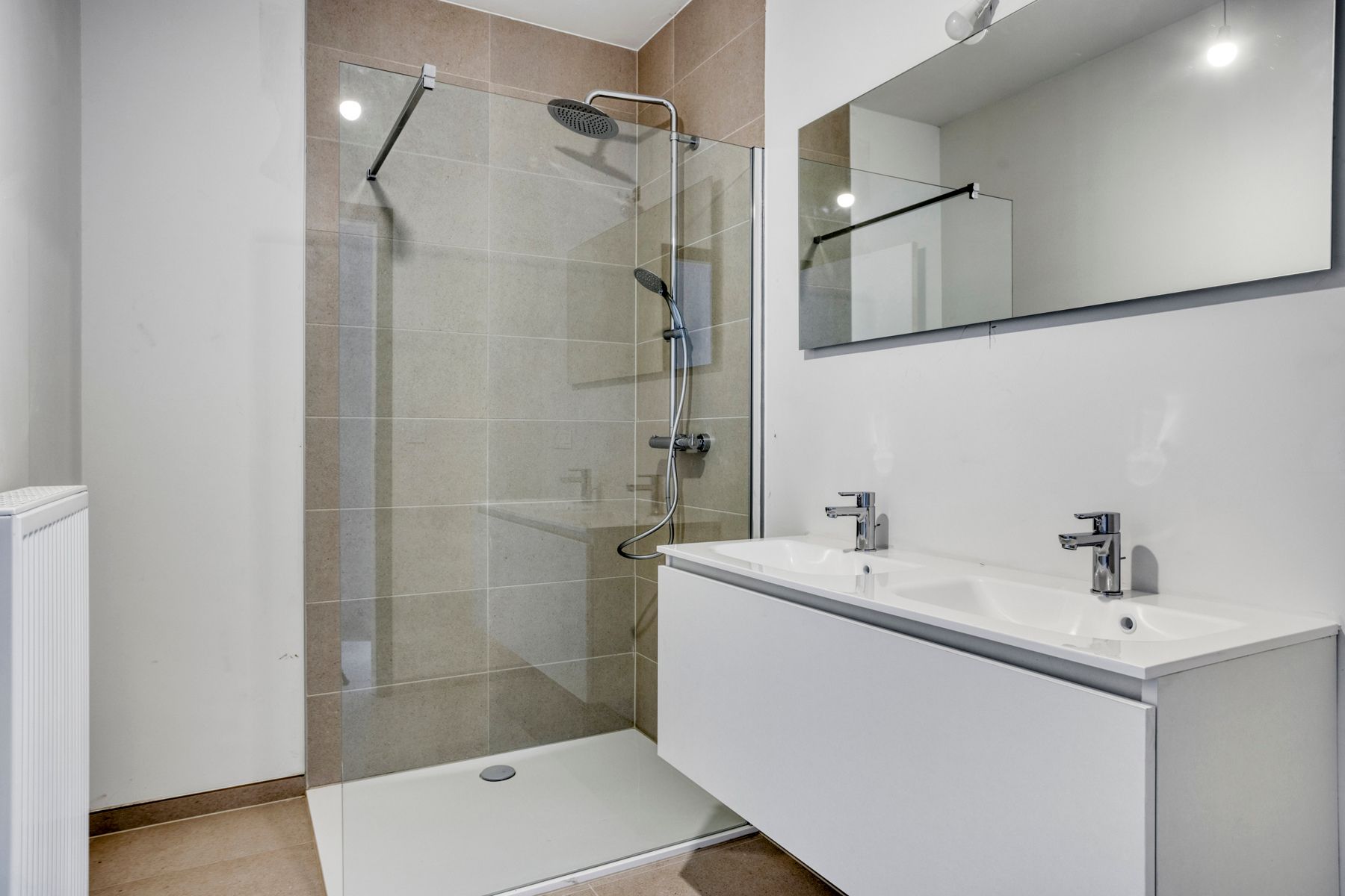 Ruim BEN-appartement met 3 slaapkamers nabij De Schorre! foto 7