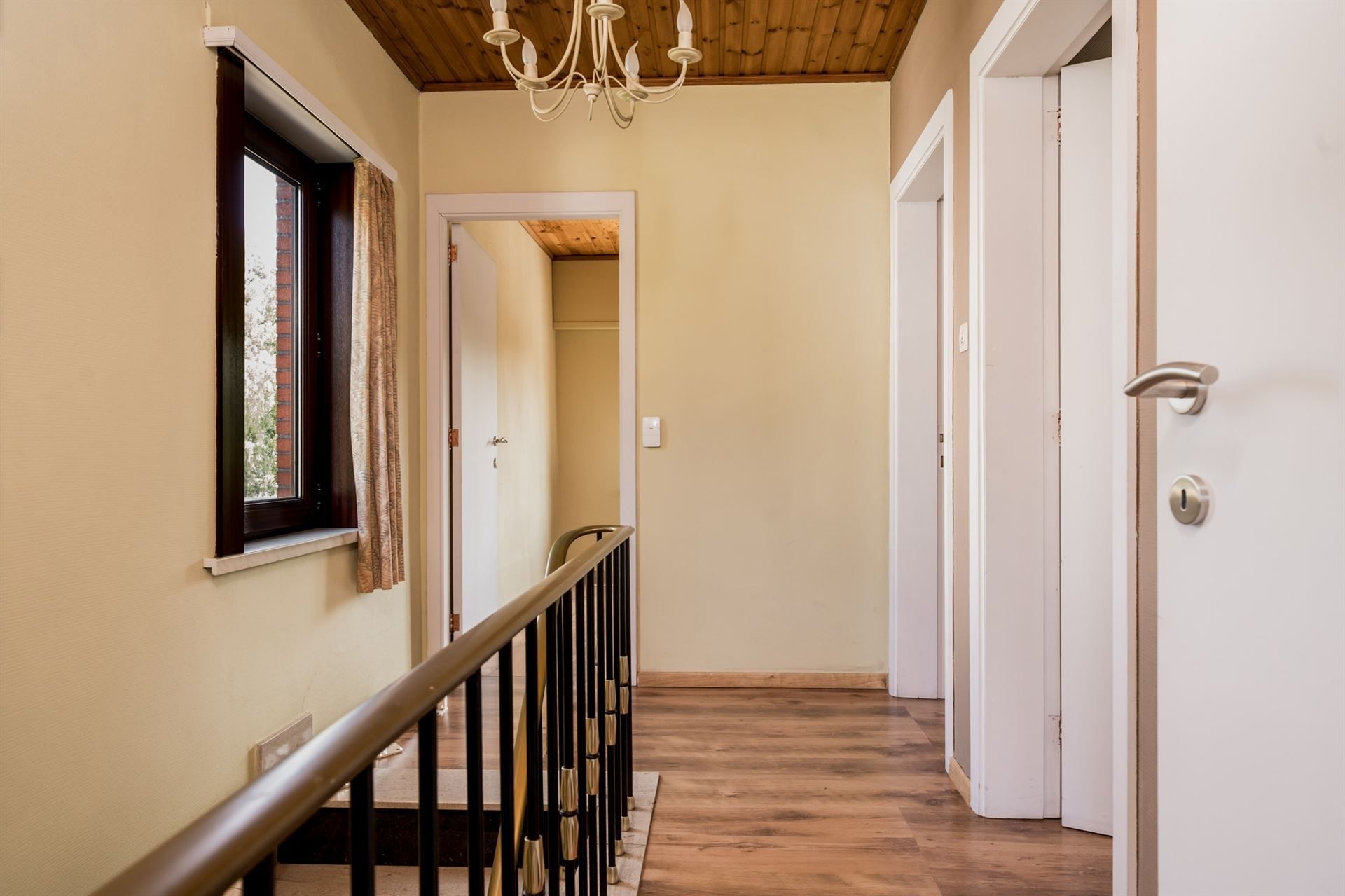 Rustig gelegen woonhuis met veel potentieel foto 16
