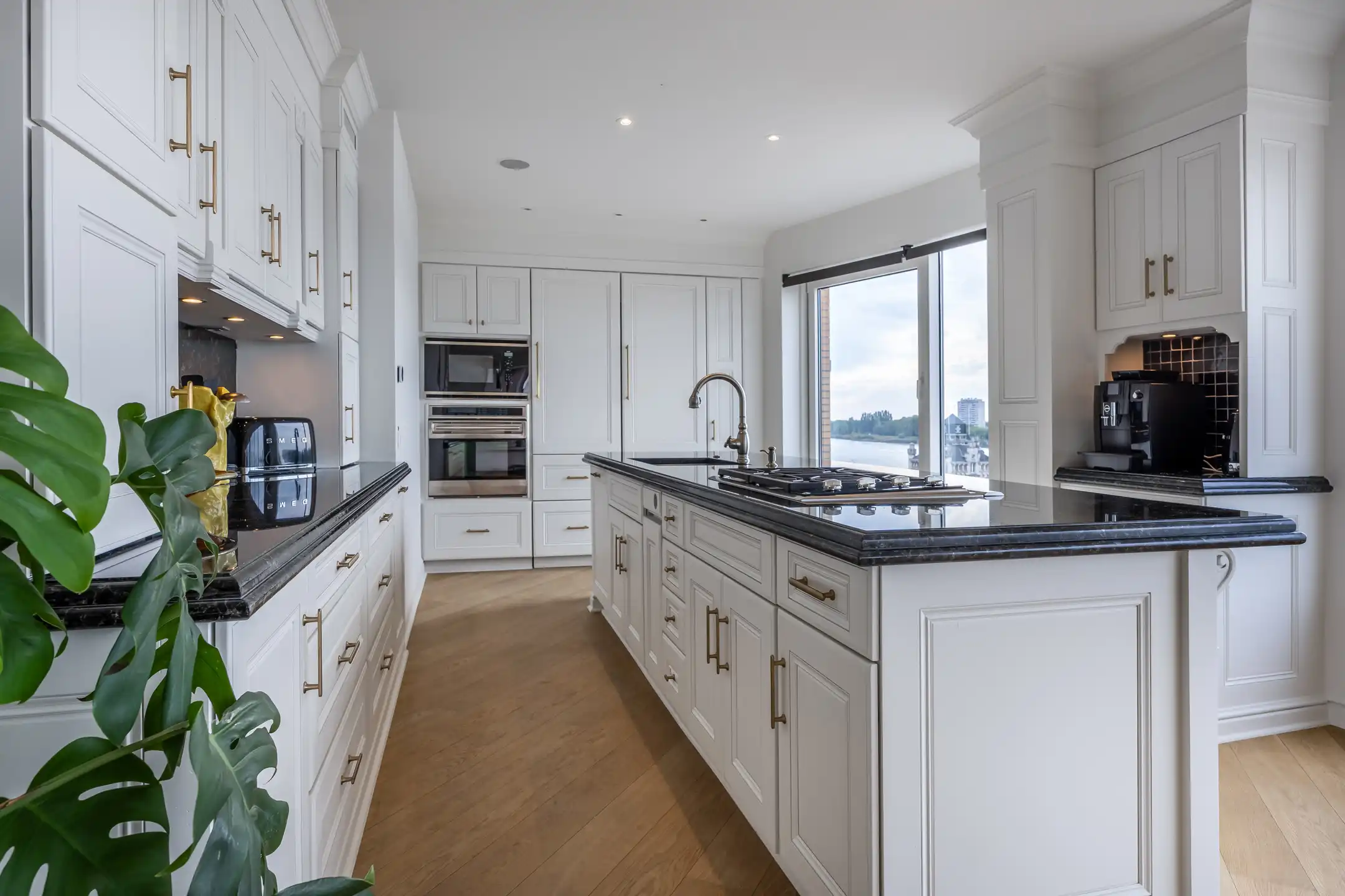 Exclusief appartement met panoramisch Scheldezicht foto 5
