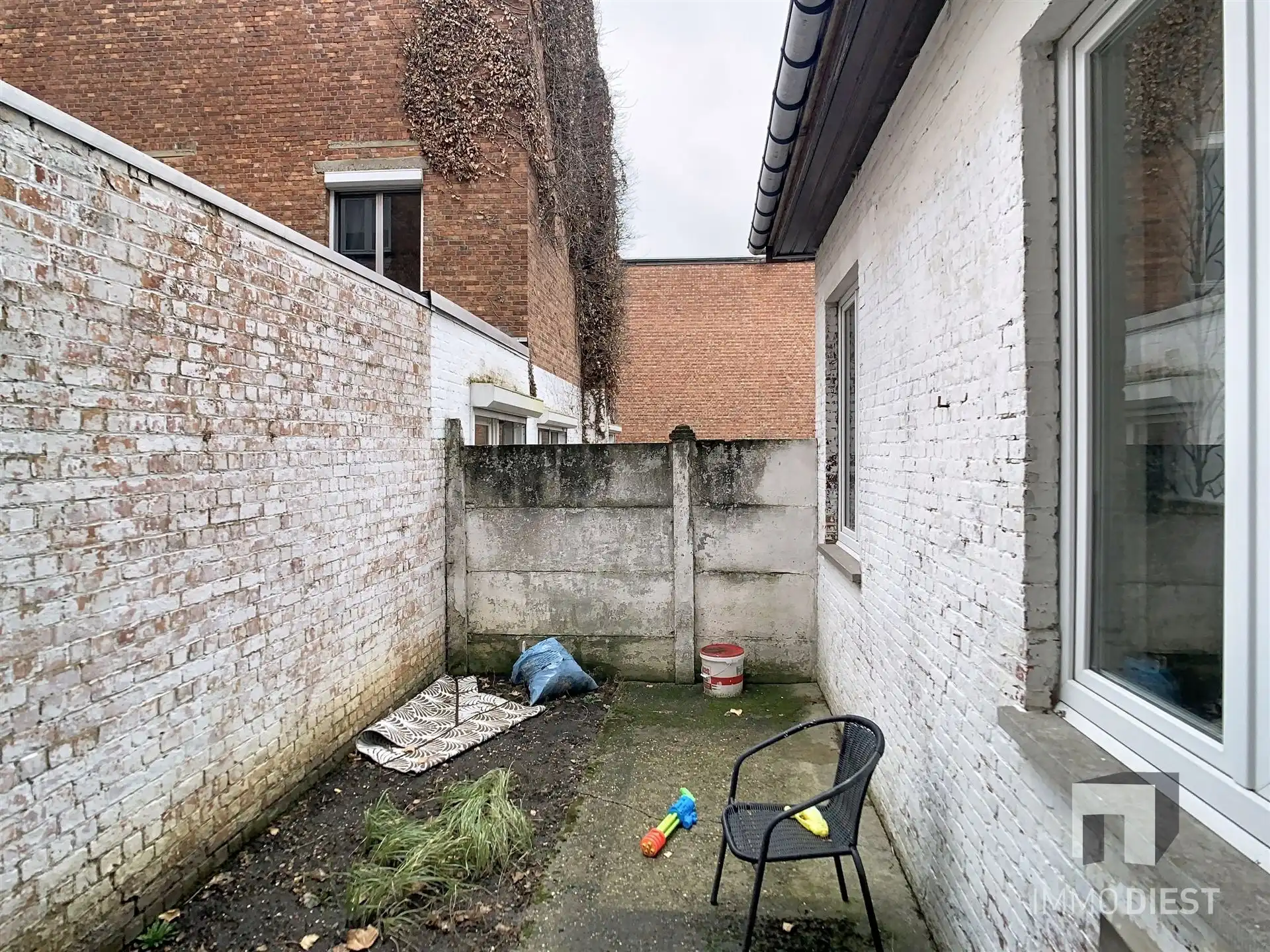 4 appartementen, topligging met renovatiehefboom/ rendement foto 5