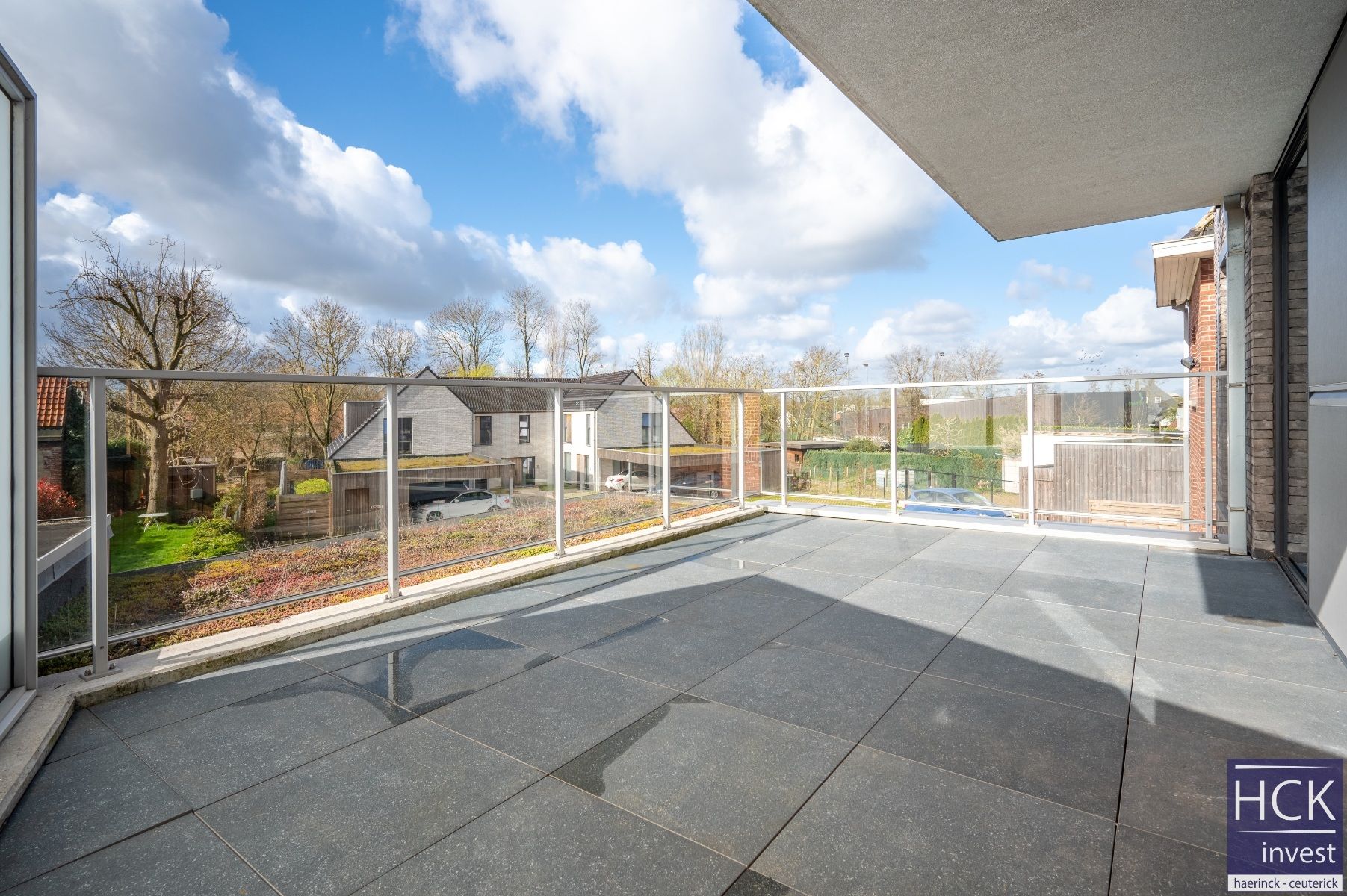 VICHTE - Lichtrijk en energiezuinig appartement met 2 SLPK én ruim terras! foto 7