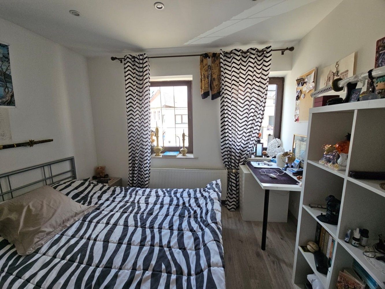 Ruime woning met tuin, 4 slaapkamers en 2 garages foto 13