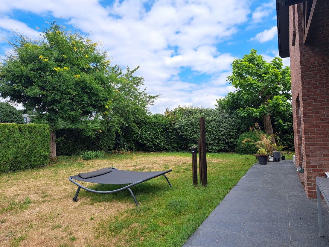 Eigentijdse villa te Lummen foto 25