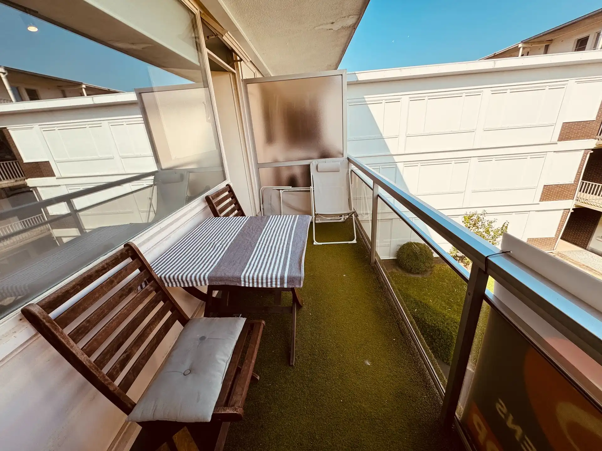 Heel verzorgd appartement met één slaapkamer, gelegen in Vosseslag - De Haan). foto 7