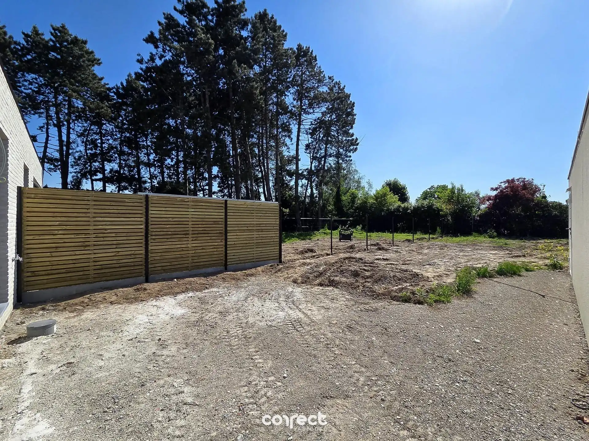 Moderne halfopen nieuwbouwwoning met een grote bew. opp. van 200 m². foto 14