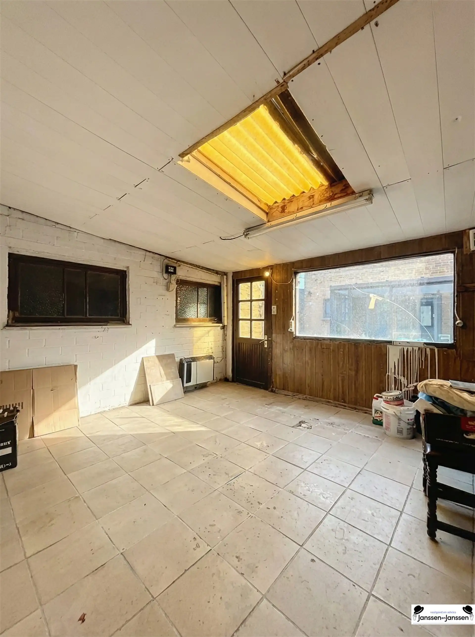 Ruime woning met 3 slaapkamers en aparte garage foto 23