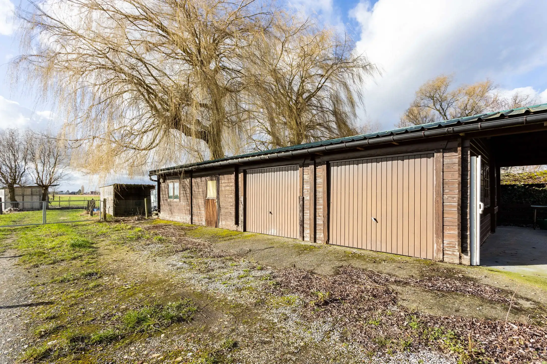 Instapklare villa met tuin, weids uitzicht en ruim bijgebouw foto 28