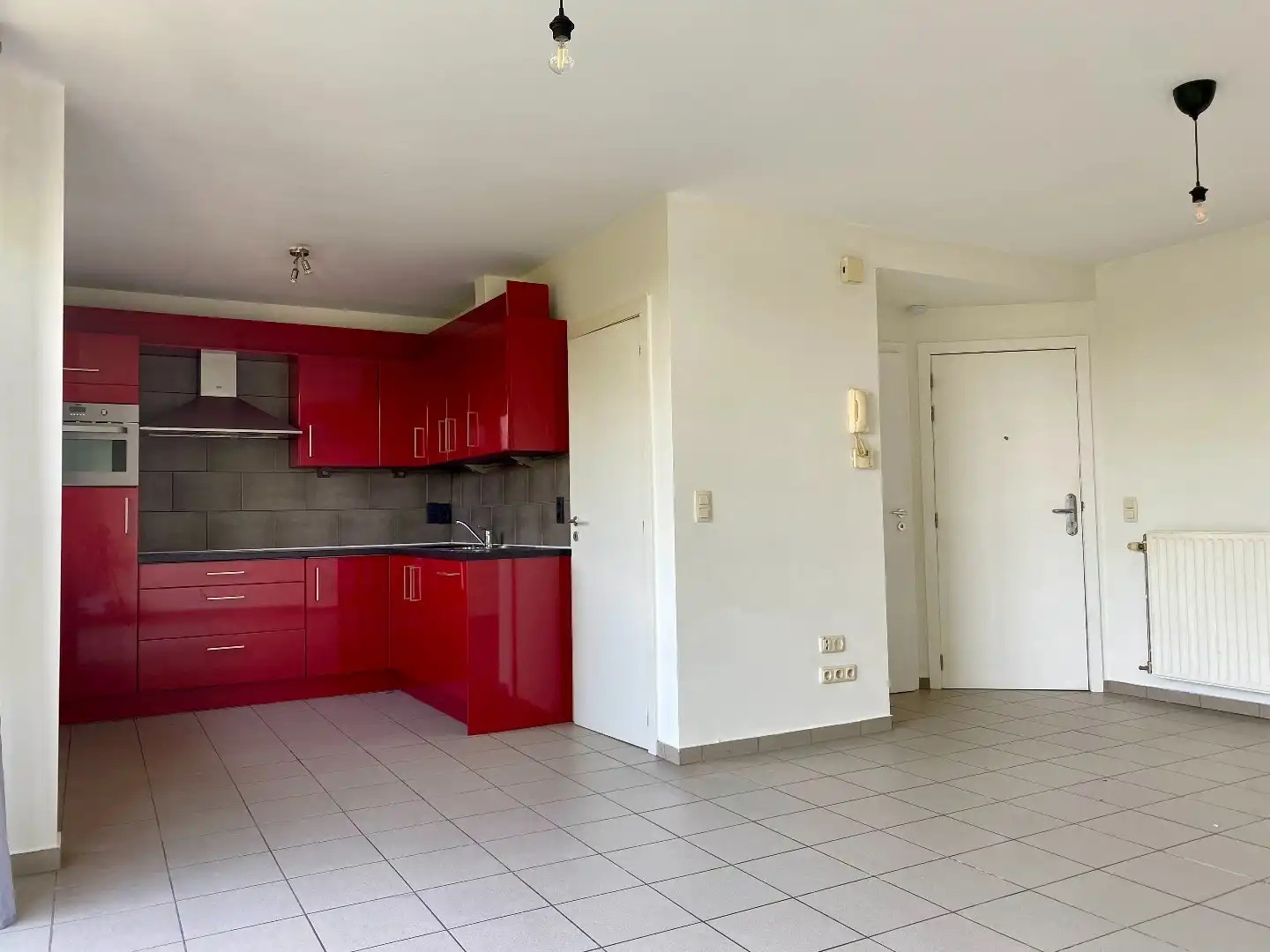Duplex appartement te koop in Sint-Kruis op 3de verdieping!  foto 3