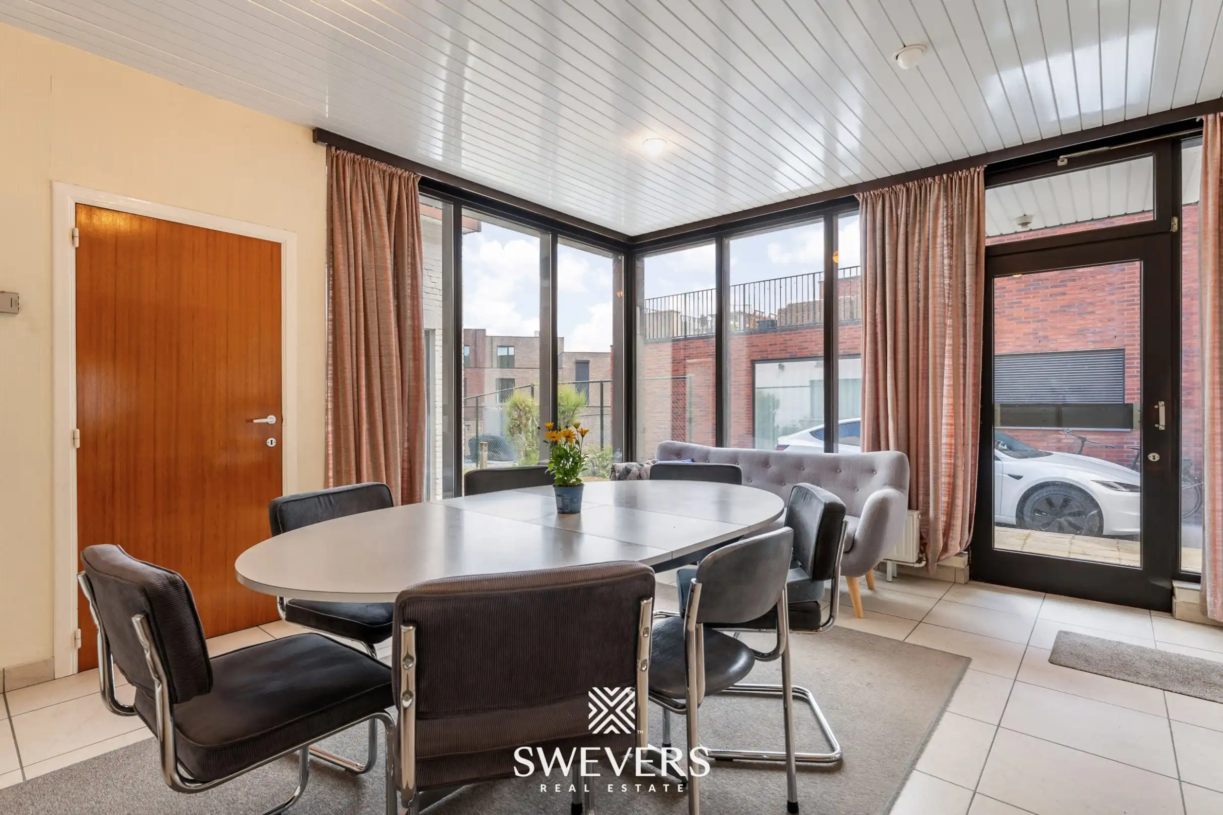 Statige woning met veel potentieel in het centrum van Diepenbeek foto 9
