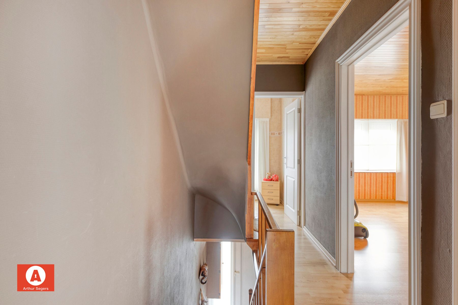 Goed onderhouden woning met 3 slpks en ideale ligging foto 13