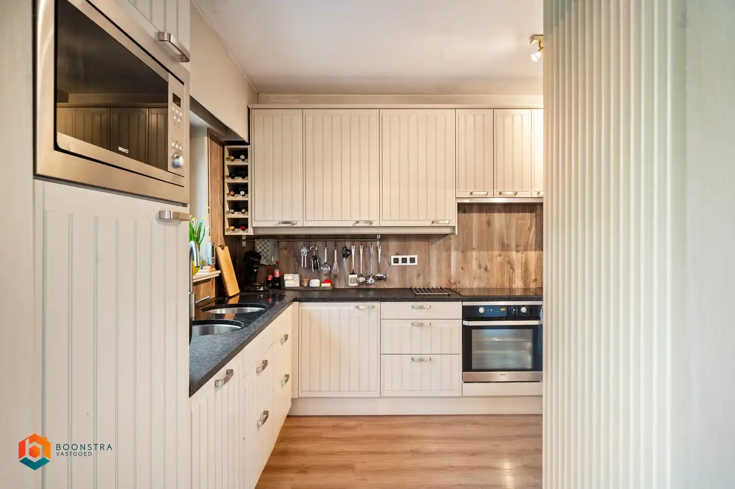 Open bebouwing met 3 slpkrs, bureauruimte en zonnige tuin op een perceel van 757 m² foto 10