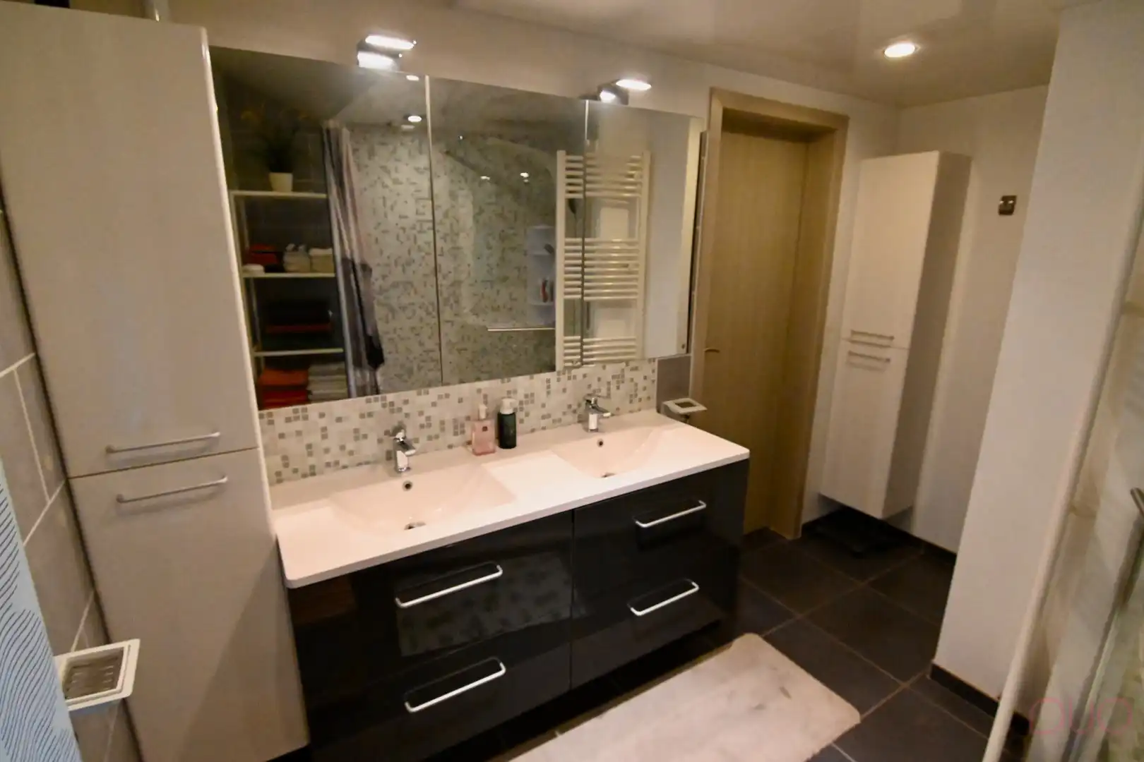 Volledig gerenoveerd 3 slaapkamer appartement foto 15