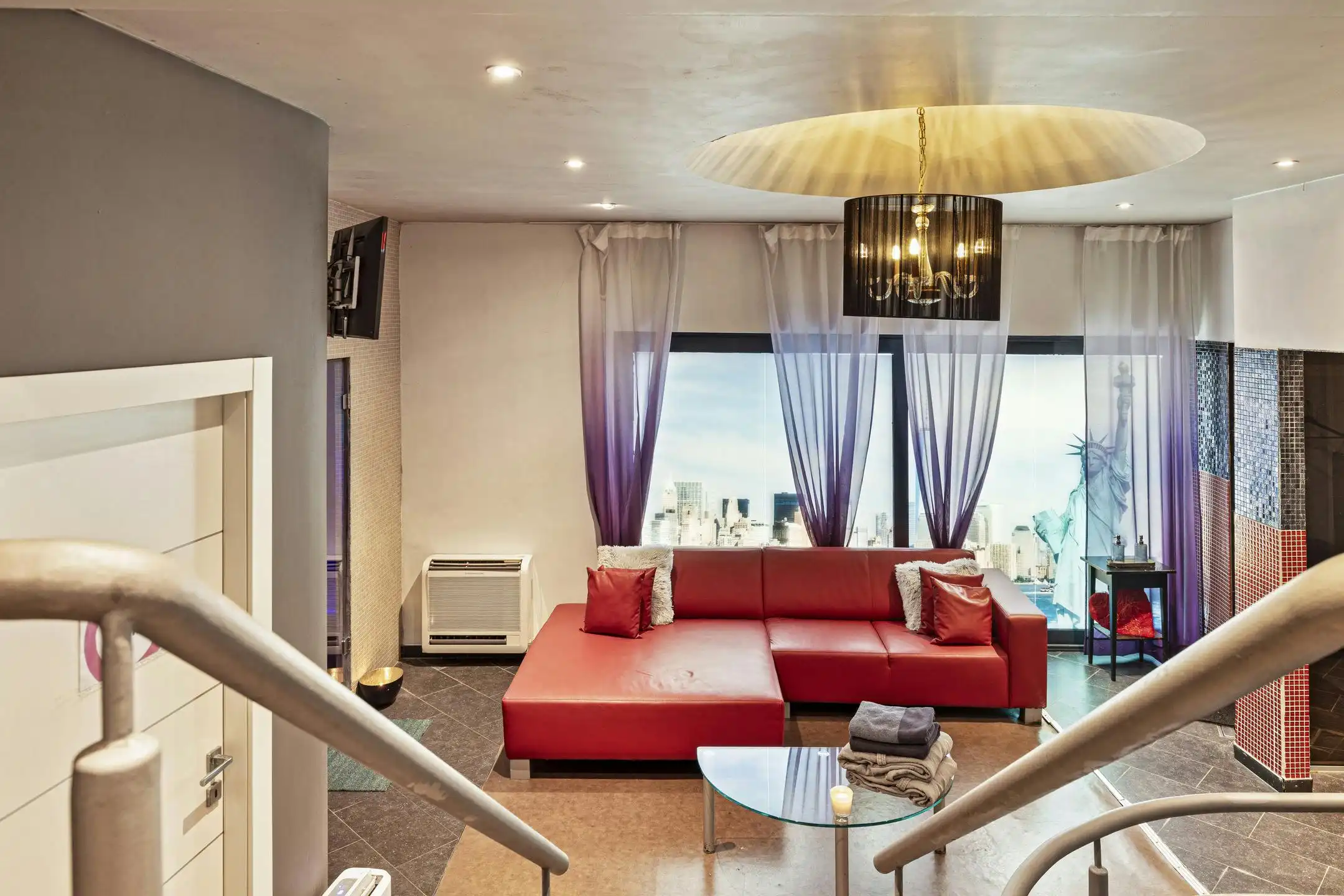 Over te nemen wellness met 3 units en 3 slpkmr appartement foto 7