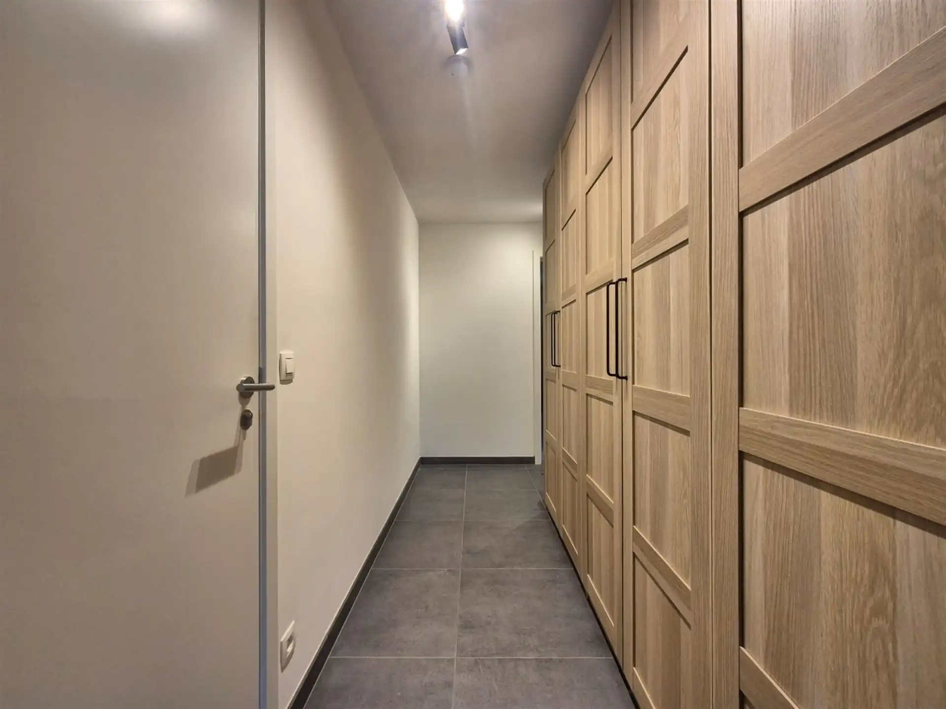 Energiezuinig gelijkvloers appartement met 2 slaapkamers en tuin. foto 2