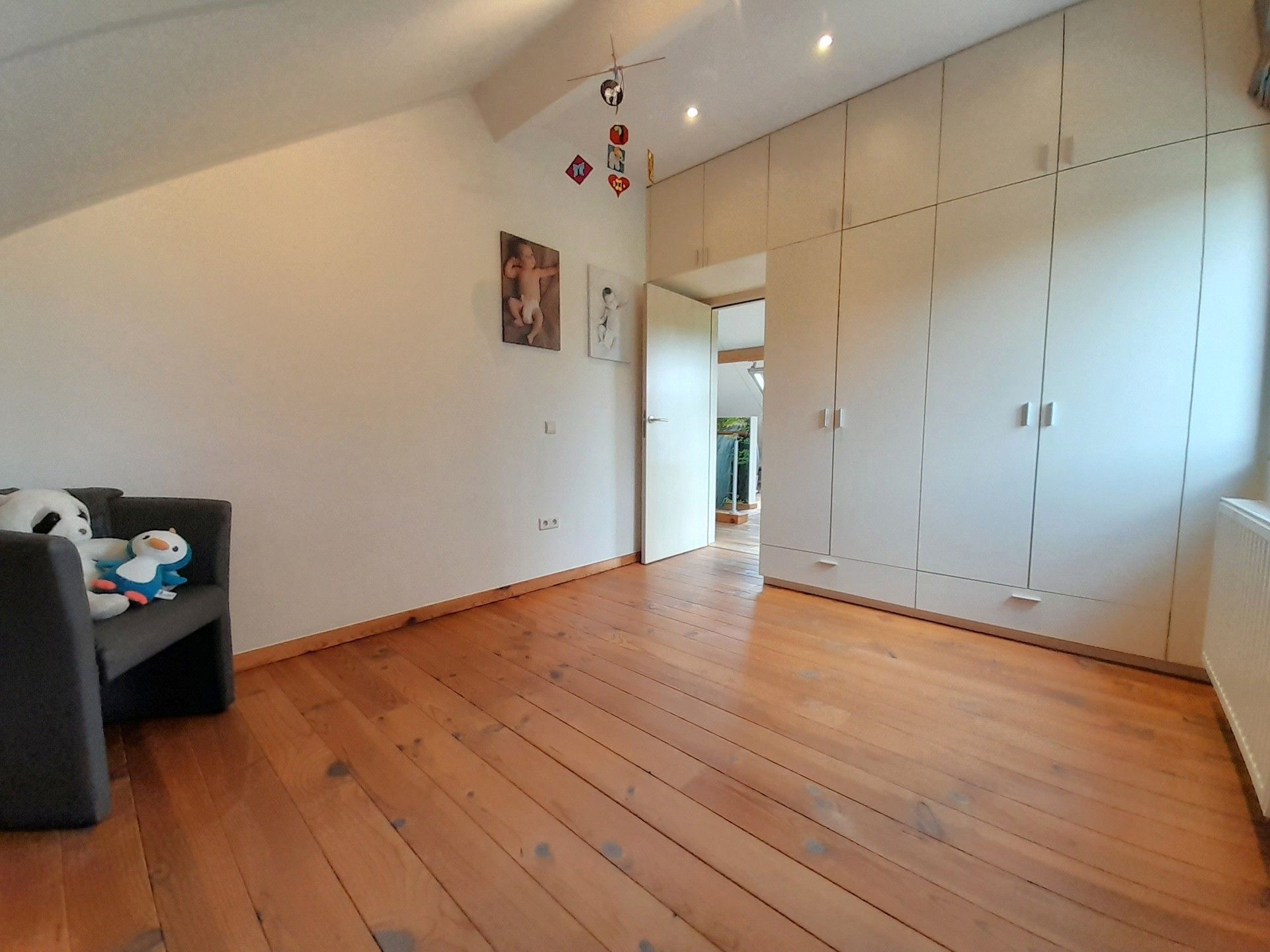 Energiezuinige goed afgewerkte woning op rustige locatie foto 14