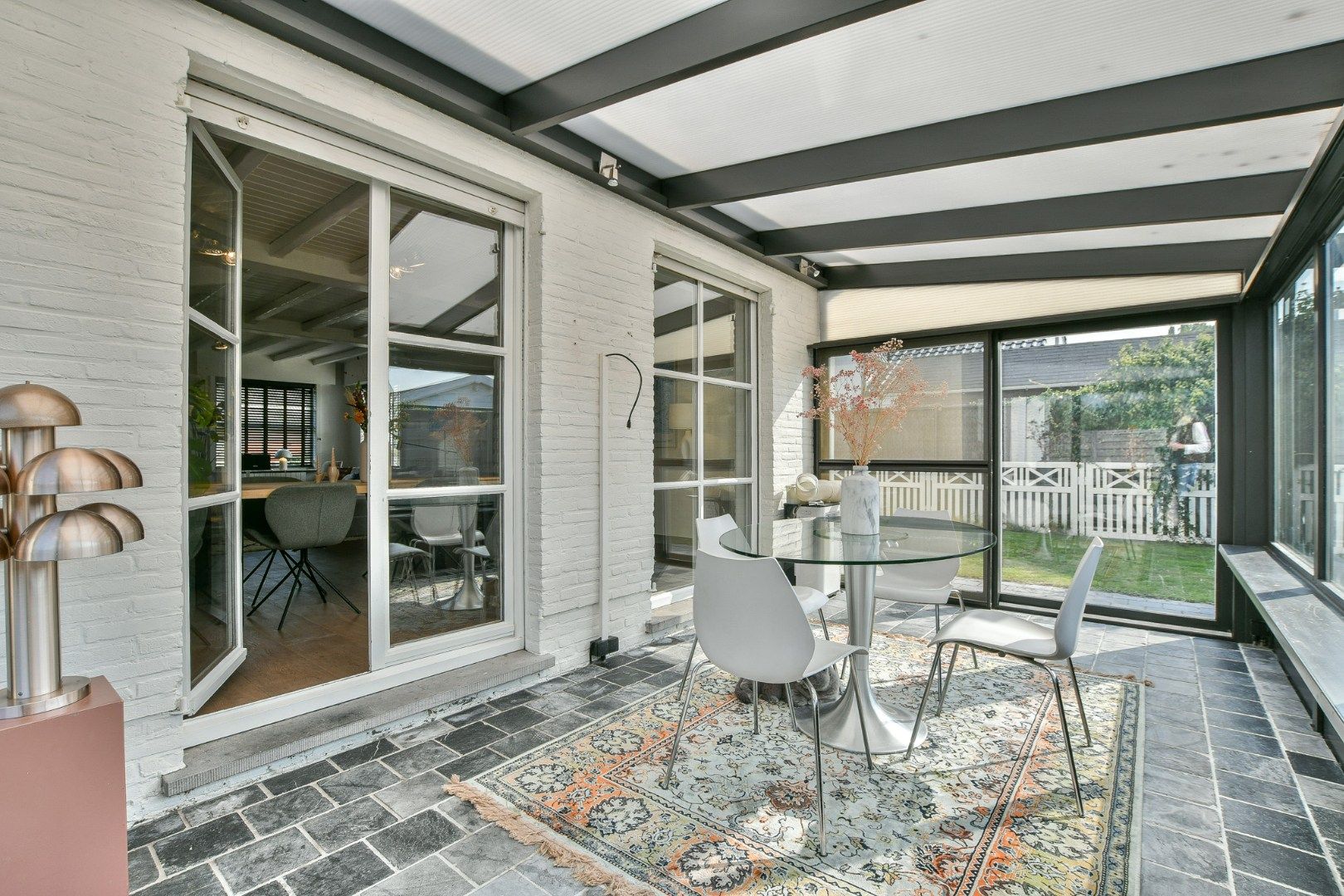 Prachtig gerenoveerde villa met charmante elementen in het centrum van Lissewege! foto 11