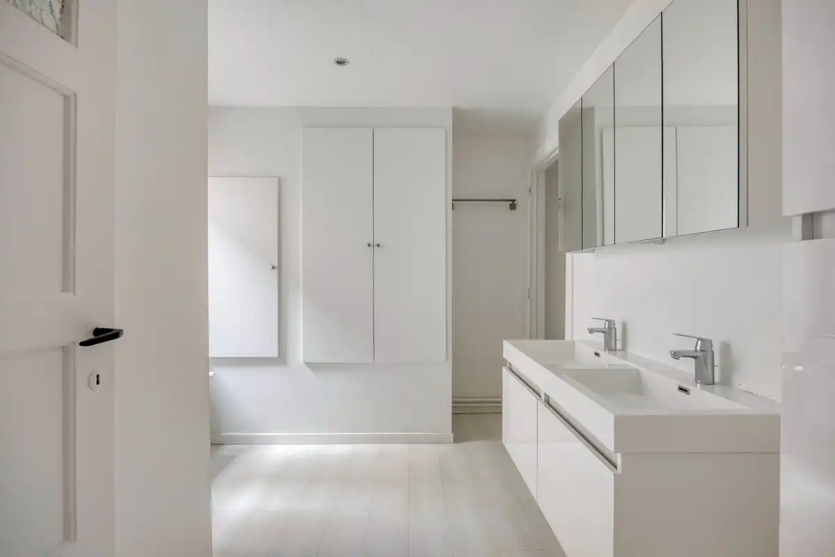 Woning met 4 slaapkamers, 2 badkamers en terras in centrum Leuven ! – EPC 187 kWh/m² - bewoonbare opp. 184m² foto 6