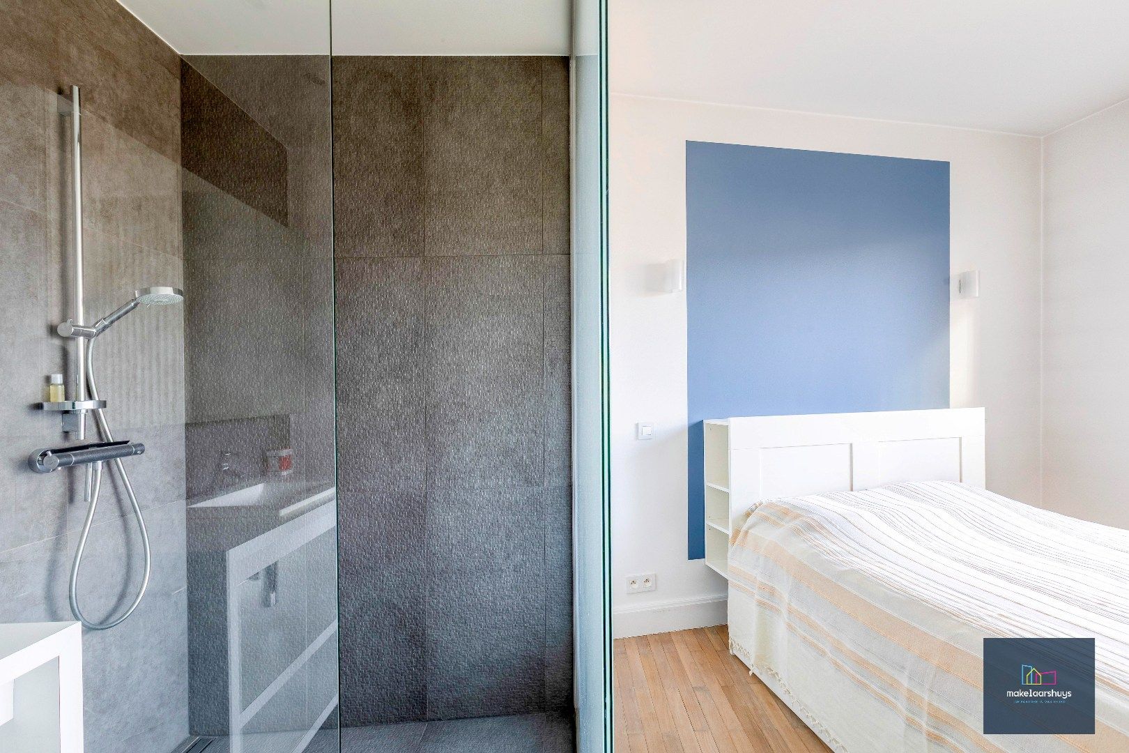 Luxueus duplex appartement   te Kouterhof met 2 slaapkamers , terras en  garageplaats foto 27