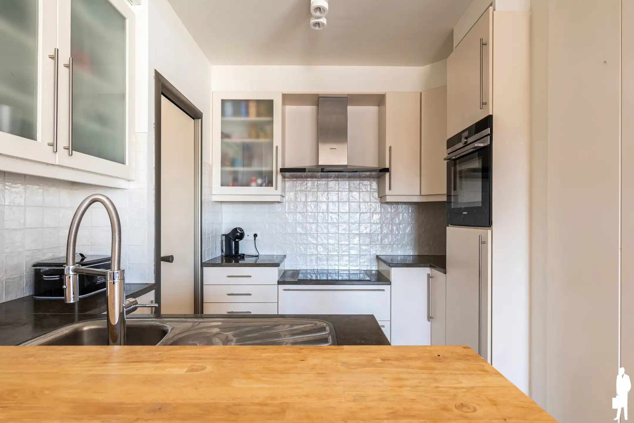 Duplex met 2 terrassen en staanplaats in centrum van Schilde foto 6