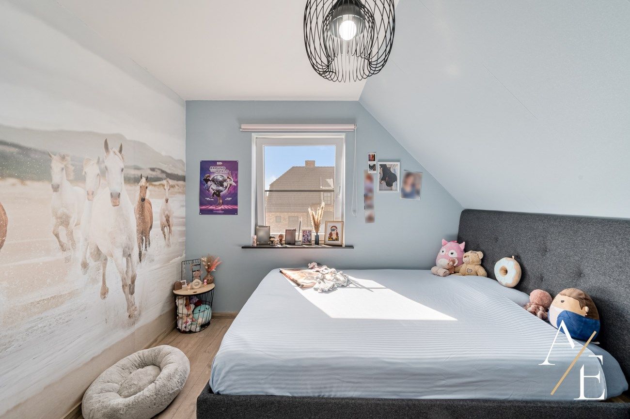 MELLE - Instapklare woning met gezellige tuin, terras en pergola in kindvriendelijke wijk foto 9