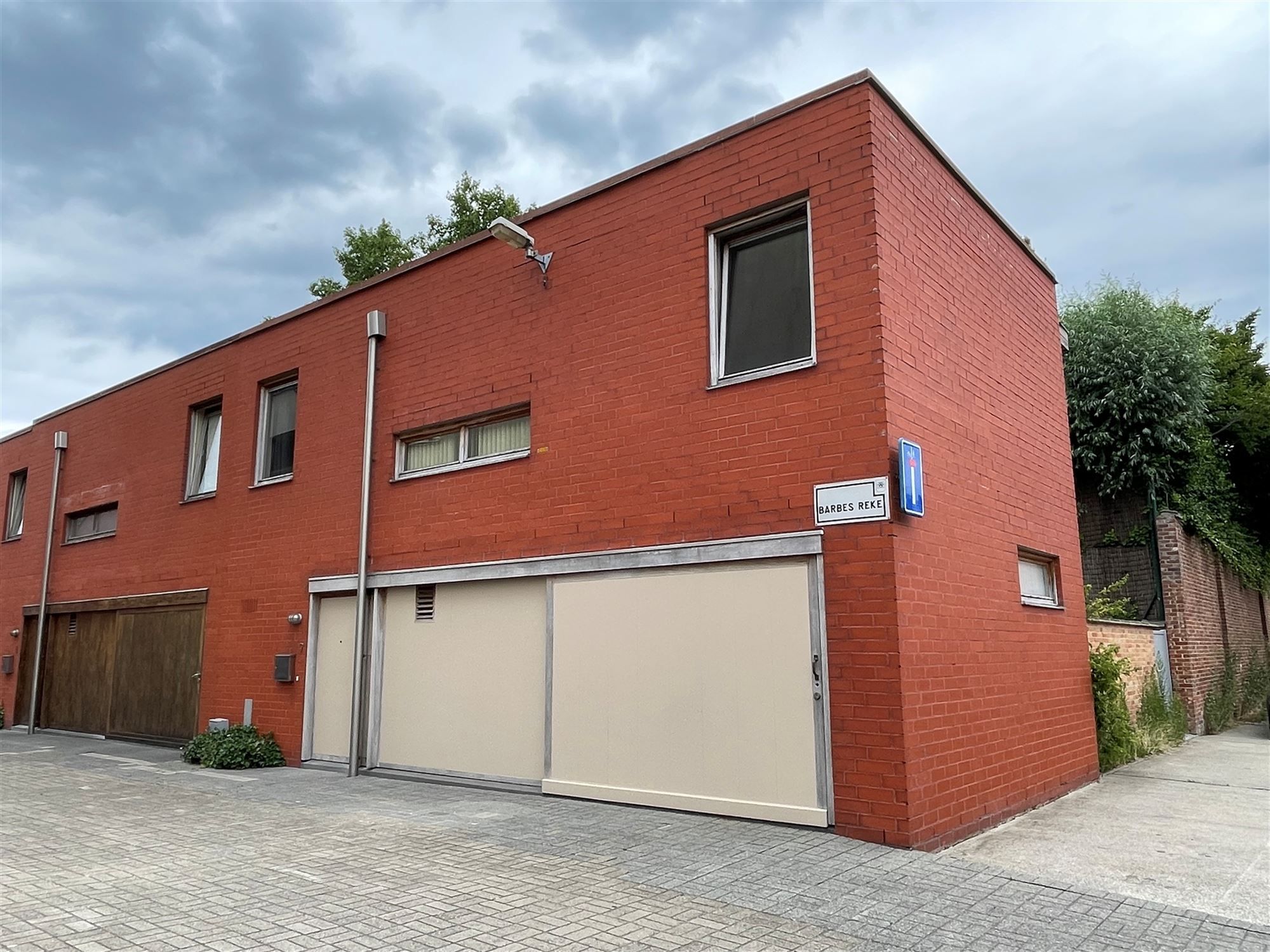 Woonhuis foto {{pictureIndex}}