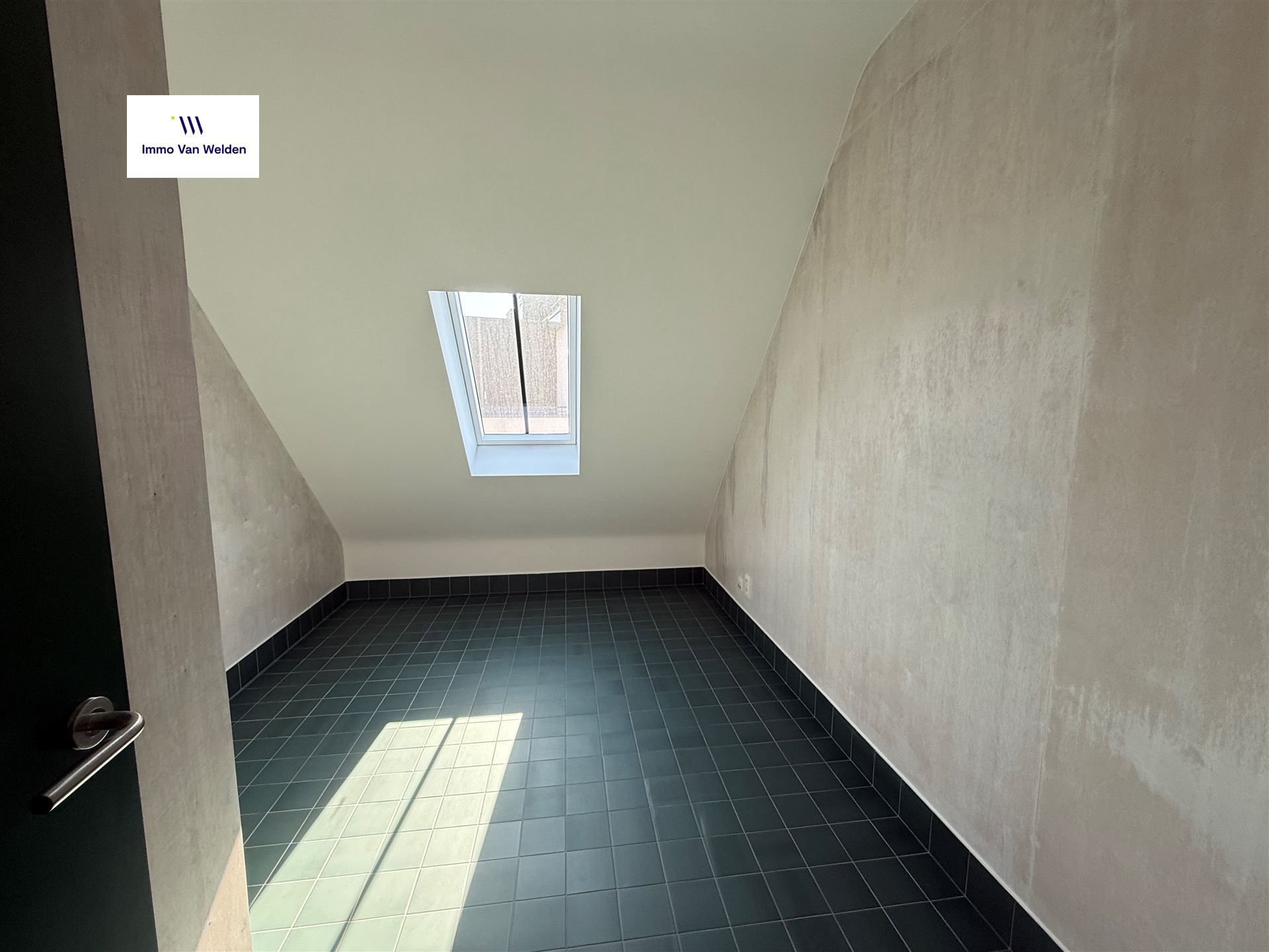 Uniek dakappartement te huur in het historische Begijnhof van Oudenaard foto 3