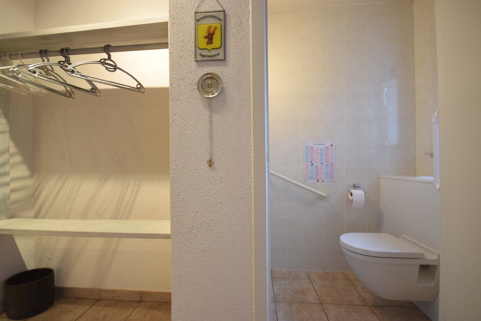 CHARMANTE BUNGALOW MET RUIME TUIN EN BIJGEBOUWEN IN ROESELARE foto 10