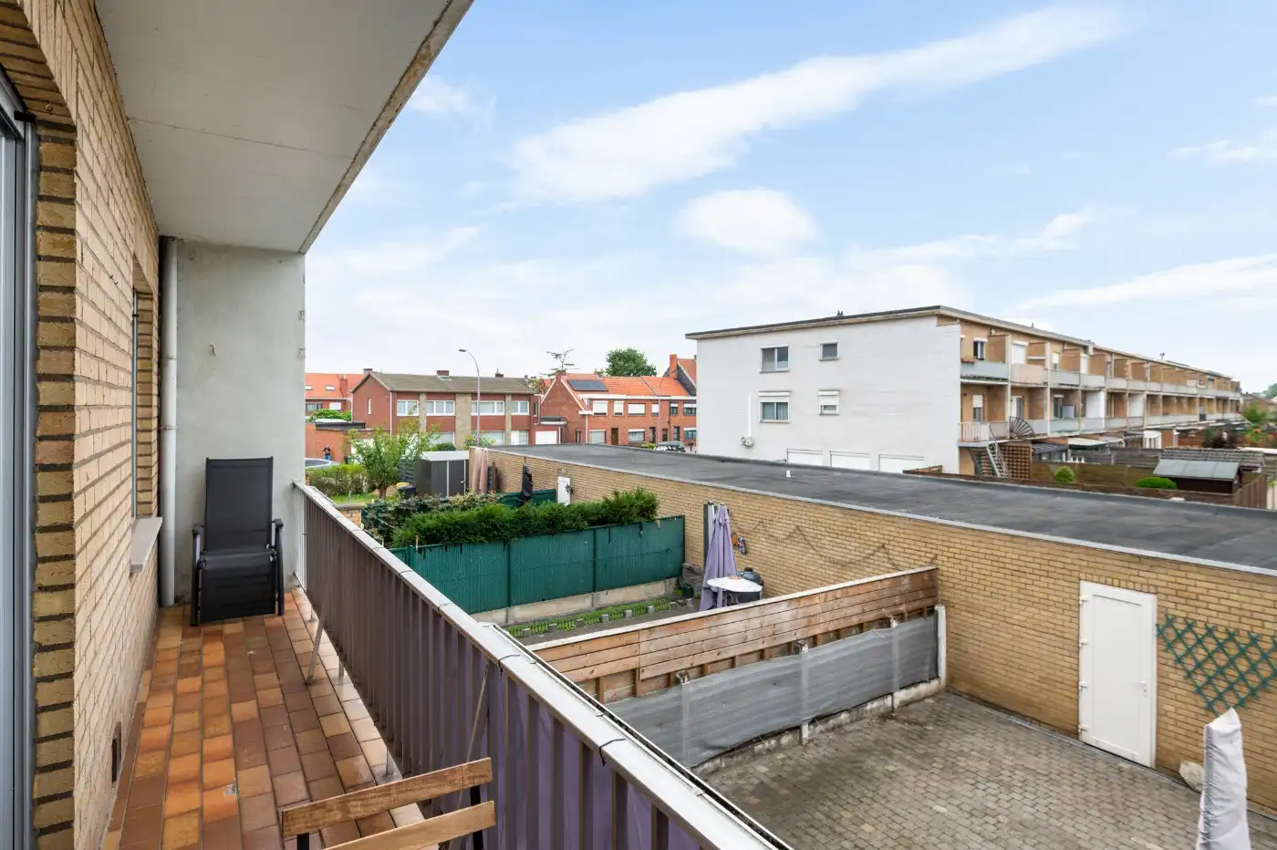 Instapklaar appartement met 2 slpk., balkon en garagebox foto 11
