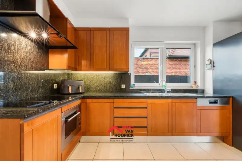 Knappe instapklare woning OB - 3 slpkmrs - 500m² grondopp. foto 8