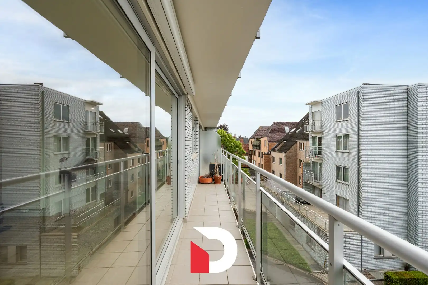 Schitterend gerenoveerd appartement op gunstige locatie in Sint-Andries foto 19