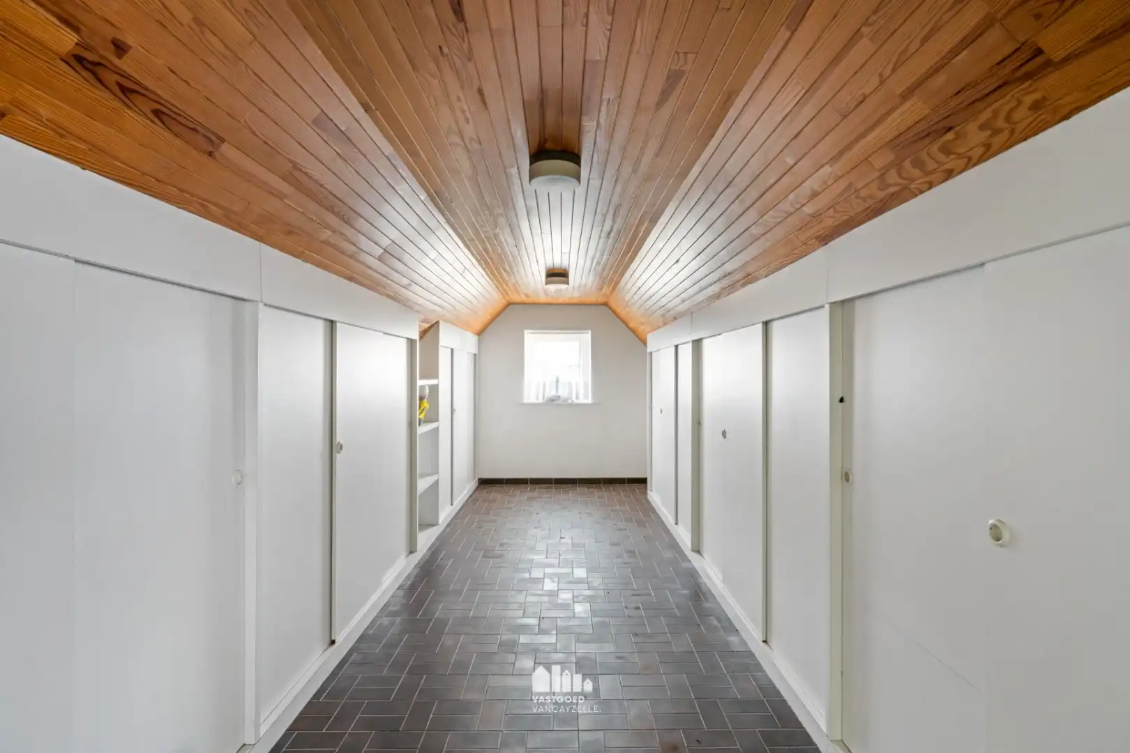  Prachtige villa met achterliggend gastenverblijf en weide op perceel 3.235m².  foto 17