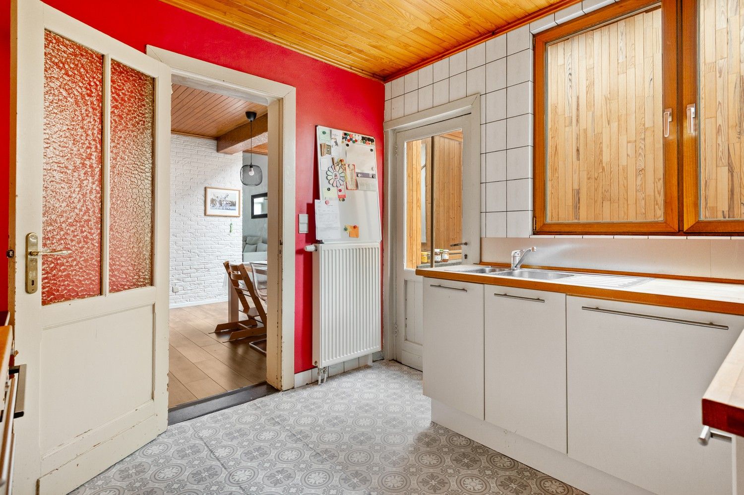 Huis met 4 slaapkamers en tuin te koop in Wijnegem! foto 9