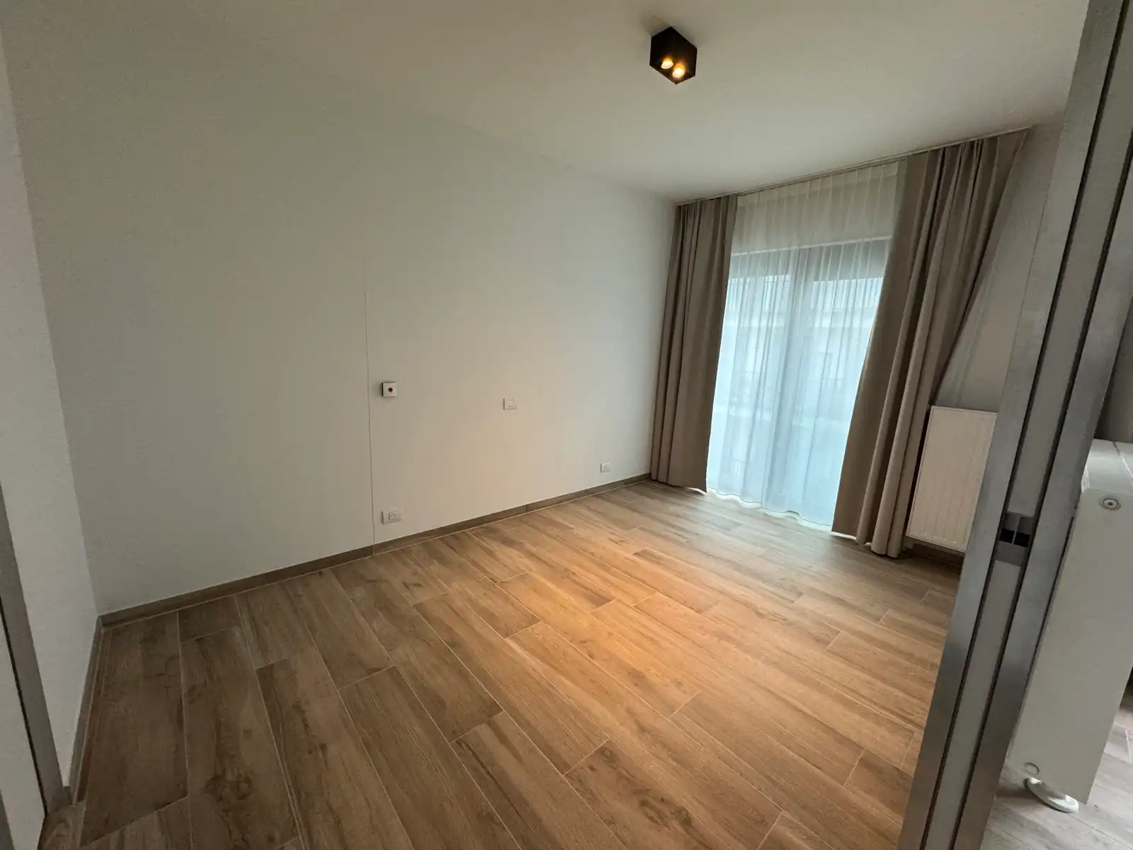 Service flat gelegen in centrum Halle foto 4