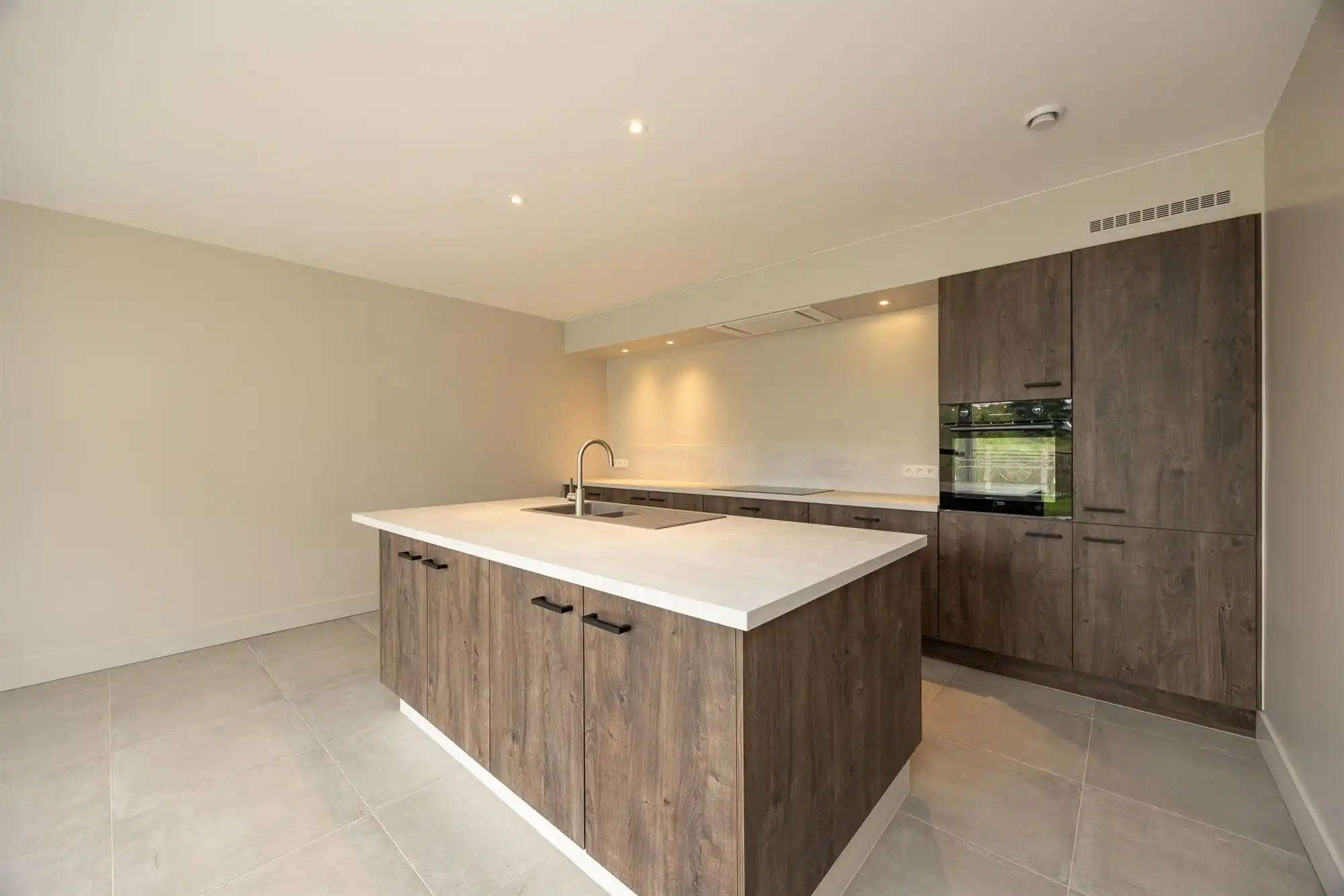 Energiezuinige open bebouwing met landelijk zicht foto 11