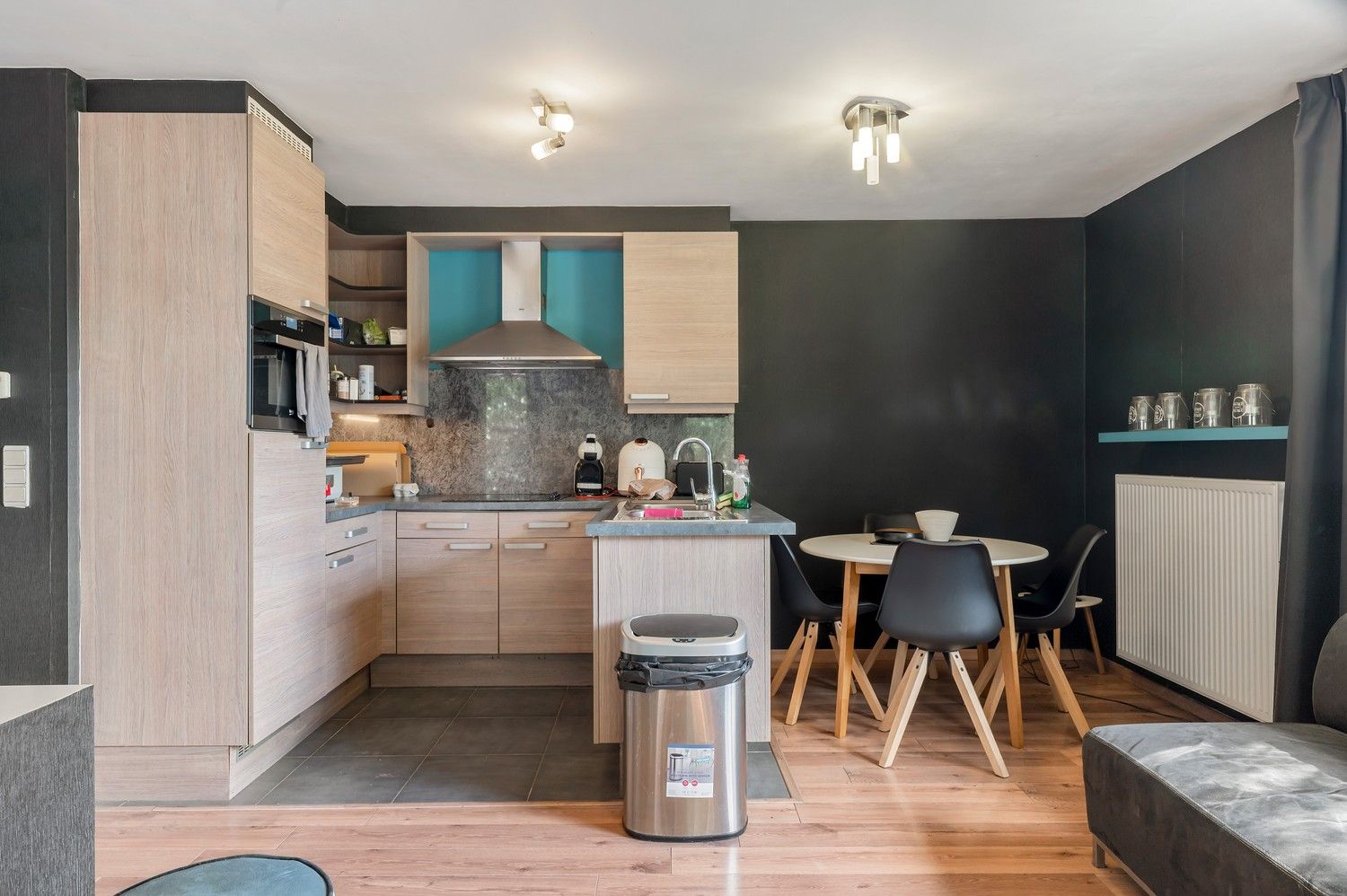 INSTAPKLAAR GELIJKVLOERS APPARTEMENT I EPC = B I PUTTE foto 3