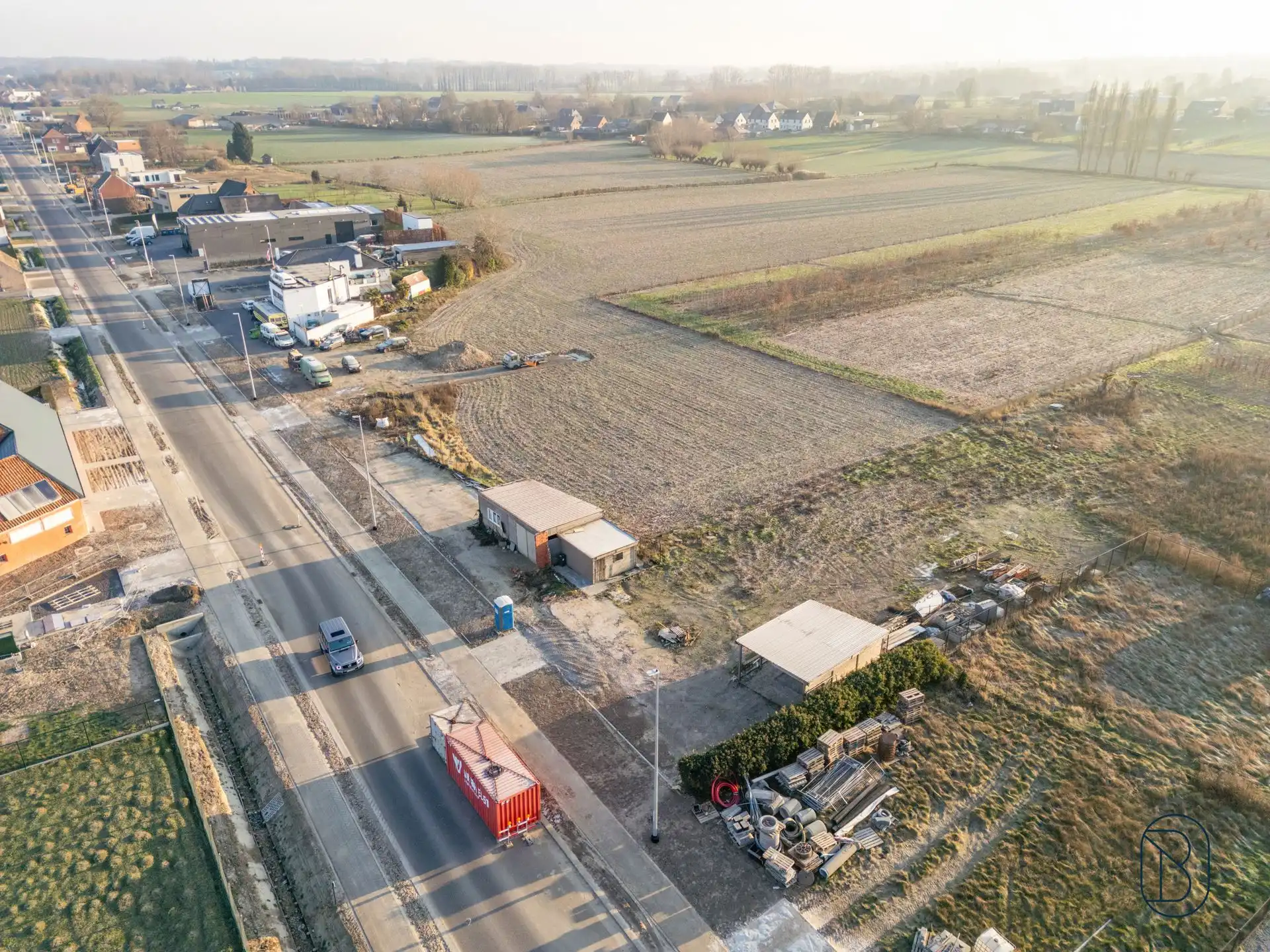 Prachtig gelegen bouwgrond met potentieel (loods + woonst) foto 7